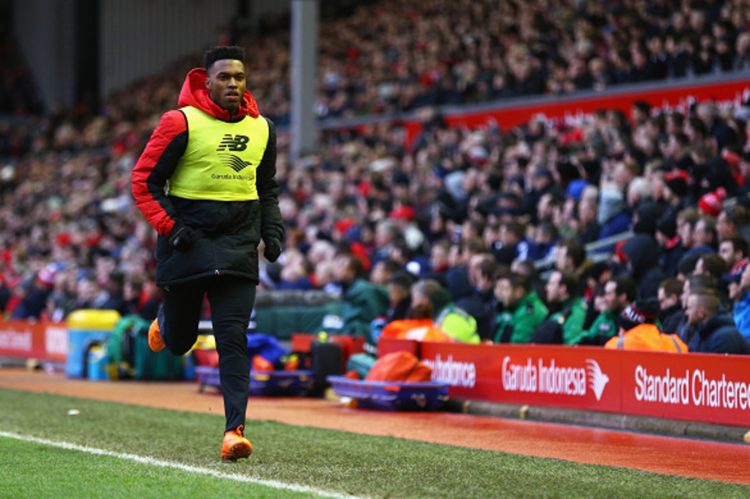 LIVERPOOL, ENGLAND - FEBRUARY 06: Daniel Sturridge of Liverpool warms up during the Barclays Premier League match between Liverpool and Sunderland at Anfield on February 6, 2016 in Liverpool, England.  (Photo by Clive Brunskill/Getty Images)