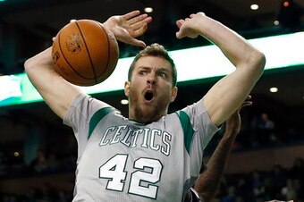 David Lee wants more minutes with a different team.