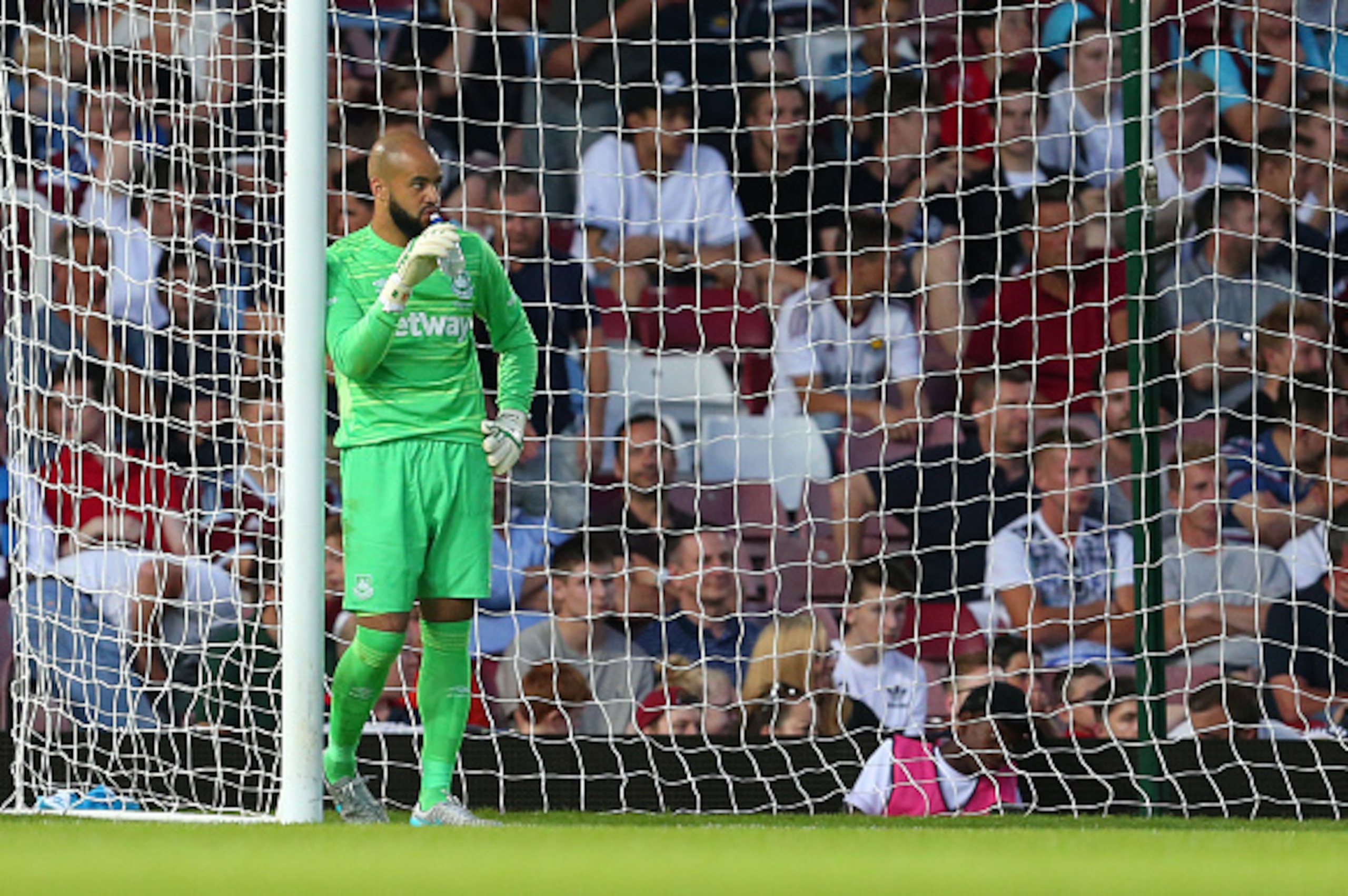 LONDON, ENGLAND - JULY 02: Goalkeeper Darren Randolph of West Ham United has a drink as he leans against the post during the match during the UEFA Europa League Qualifier between West Ham United and FC Lusitans at the Boleyn Ground on July 02, 2015 in Lo LONDON, ENGLAND - JULY 02: Goalkeeper Darren Randolph of West Ham United has a drink as he leans against the post during the match during the UEFA Europa League Qualifier between West Ham United and FC Lusitans at the Boleyn Ground on July 02, 2015 in Lo