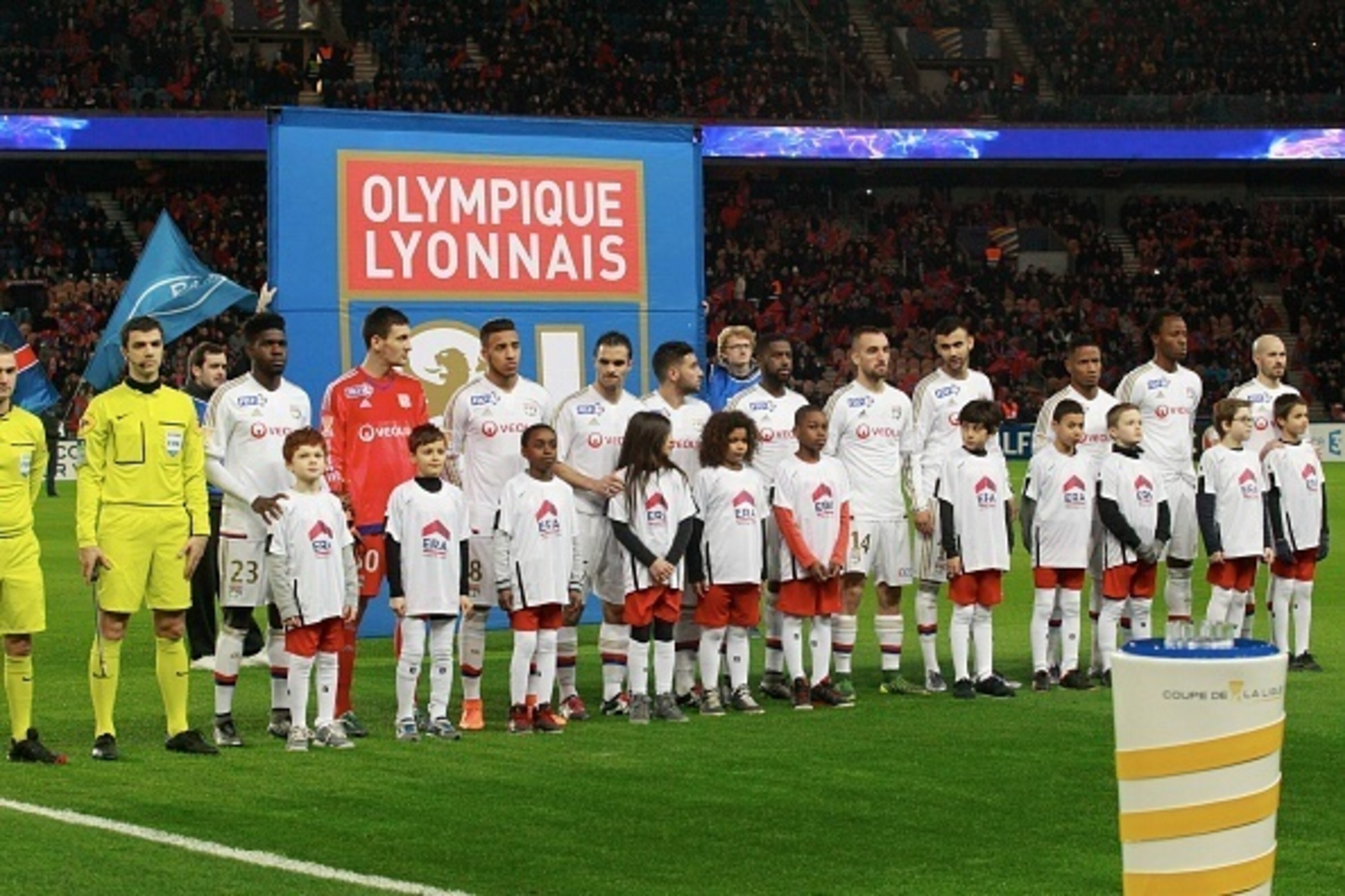 PARIS, FRANCE - JANUARY 13: Player's of Olympic Lyonnais before the French Ligue Cup between Paris Saint-Germain and Olympic Lyonnais at Parc Des Princes on january 11, 2016 in Paris, France. (Photo by Xavier Laine/Getty Images) PARIS, FRANCE - JANUARY 13: Player's of Olympic Lyonnais before the French Ligue Cup between Paris Saint-Germain and Olympic Lyonnais at Parc Des Princes on january 11, 2016 in Paris, France. (Photo by Xavier Laine/Getty Images)