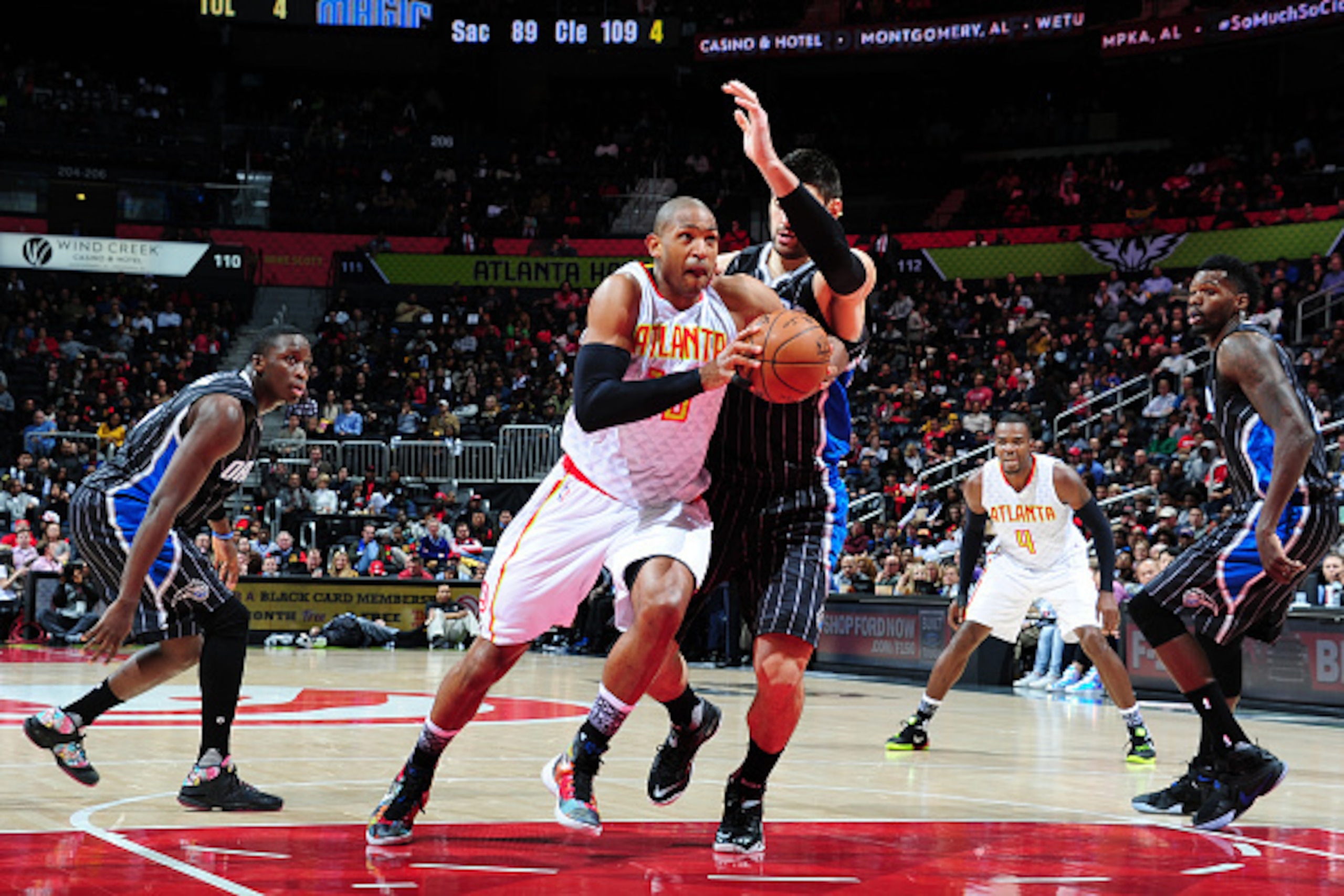 ATLANTA, GA - FEBRUARY 8: Al Horford #15 of the Atlanta Hawks drives to the basket against the Orlando Magic on February 8, 2016 at Philips Arena in Atlanta, Georgia.  NOTE TO USER: User expressly acknowledges and agrees that, by downloading and/or using 
