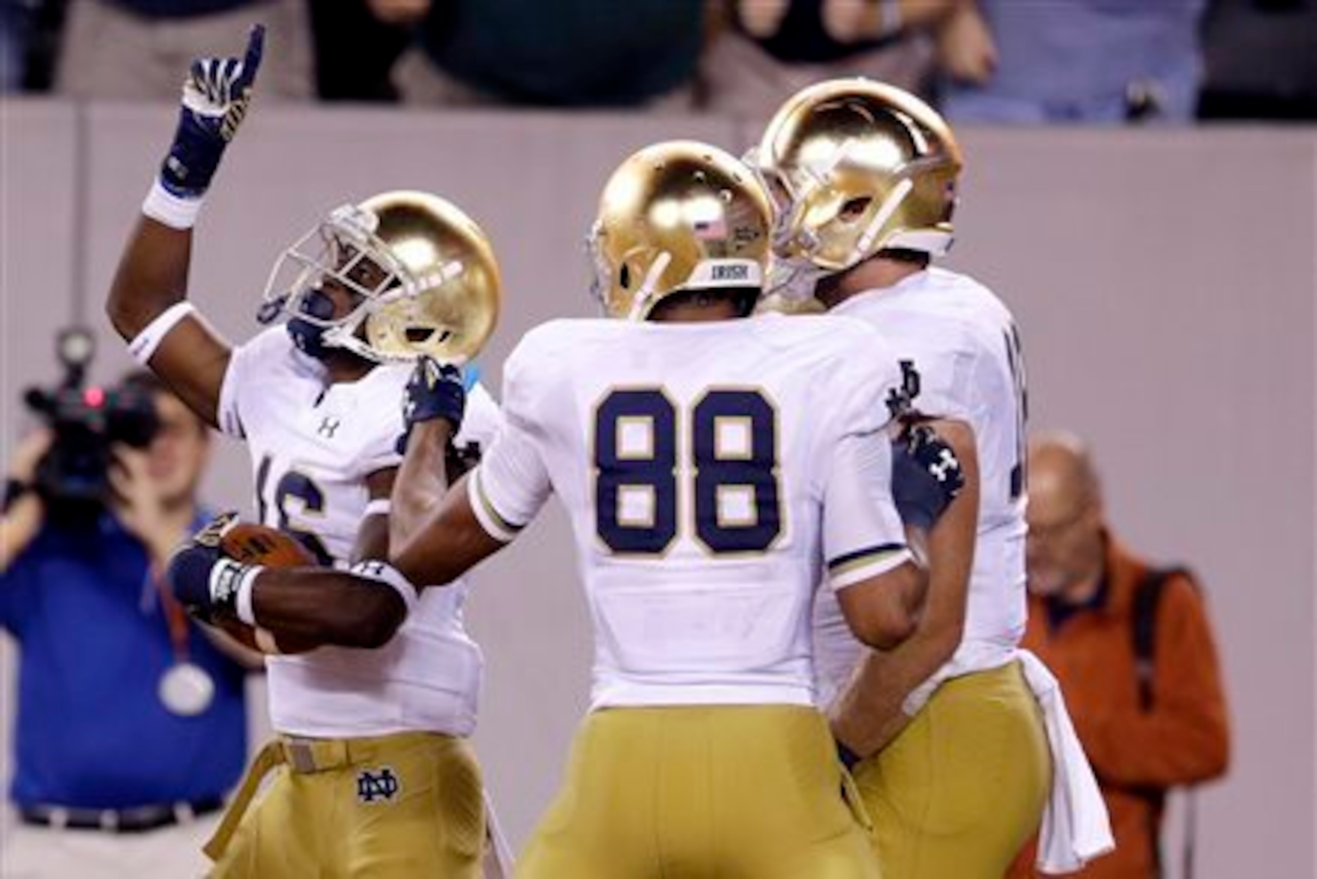 Torii Hunter Jr. scored a touchdown against Syracuse at MetLife Stadium in the 2014 meeting.
