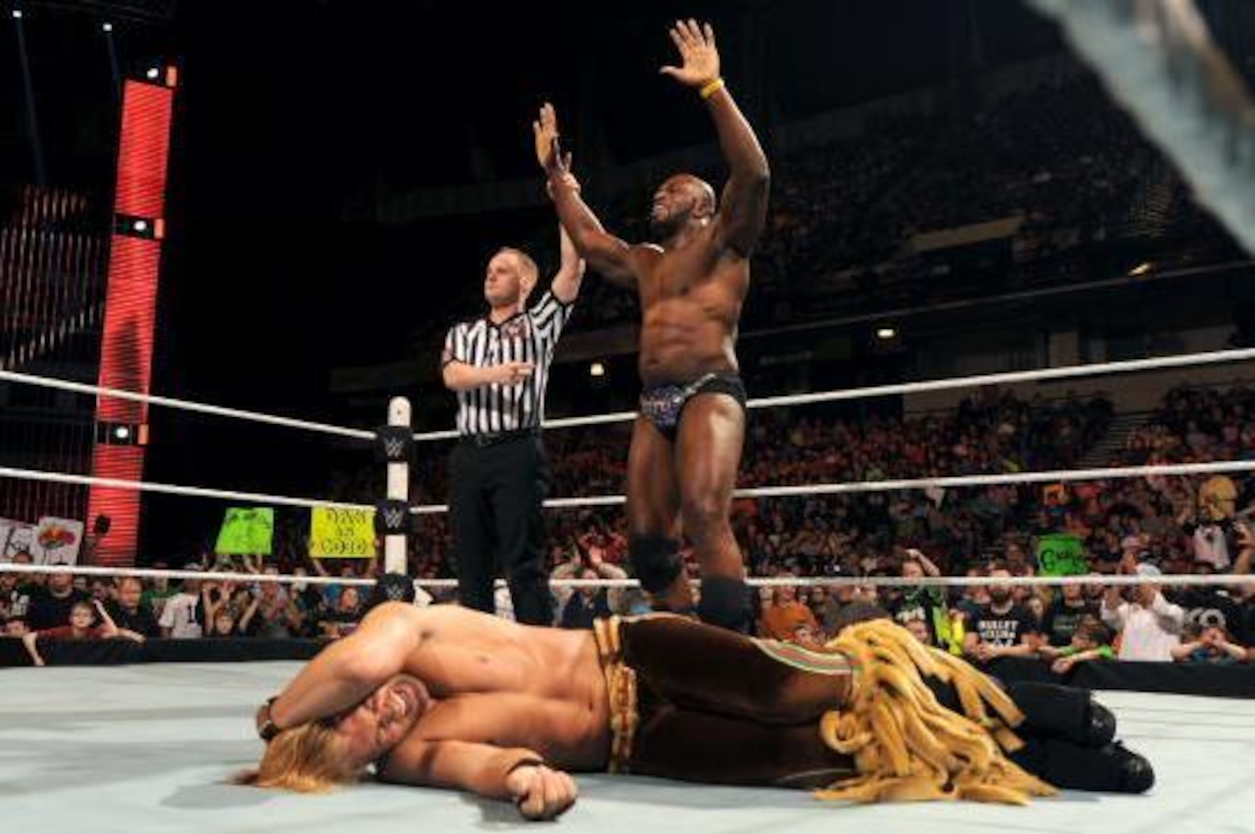 Titus O'Neil celebrates one of his many recent wins.