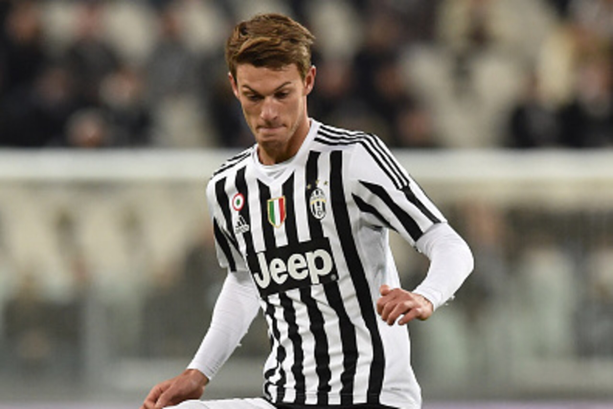 TURIN, ITALY - FEBRUARY 03: Daniele Rugani of Juventus FC in action during the Serie A match between Juventus FC and Genoa CFC at Juventus Arena on February 3, 2016 in Turin, Italy. (Photo by Valerio Pennicino/Getty Images) TURIN, ITALY - FEBRUARY 03: Daniele Rugani of Juventus FC in action during the Serie A match between Juventus FC and Genoa CFC at Juventus Arena on February 3, 2016 in Turin, Italy. (Photo by Valerio Pennicino/Getty Images)