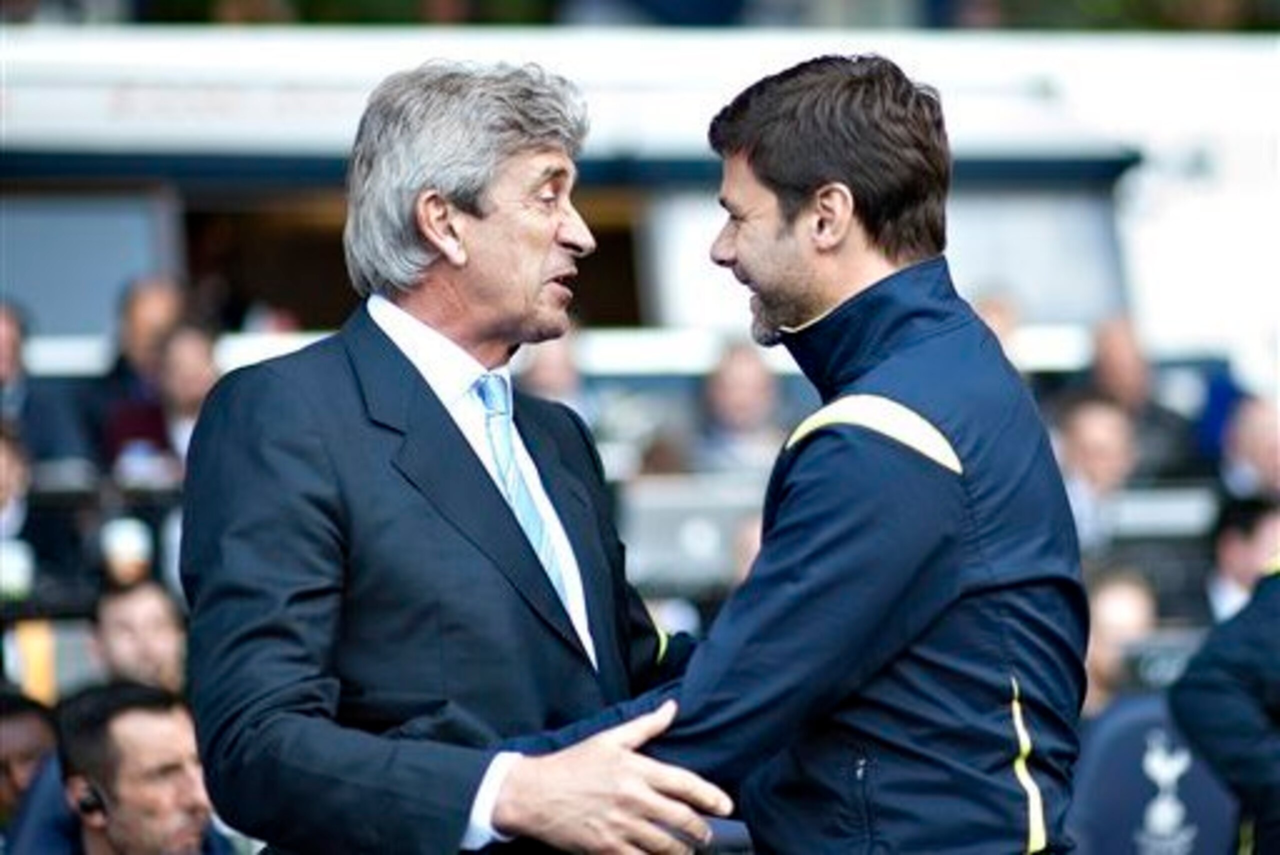 Mutual respect: Manuel Pellegrini and Mauricio Pochettino.