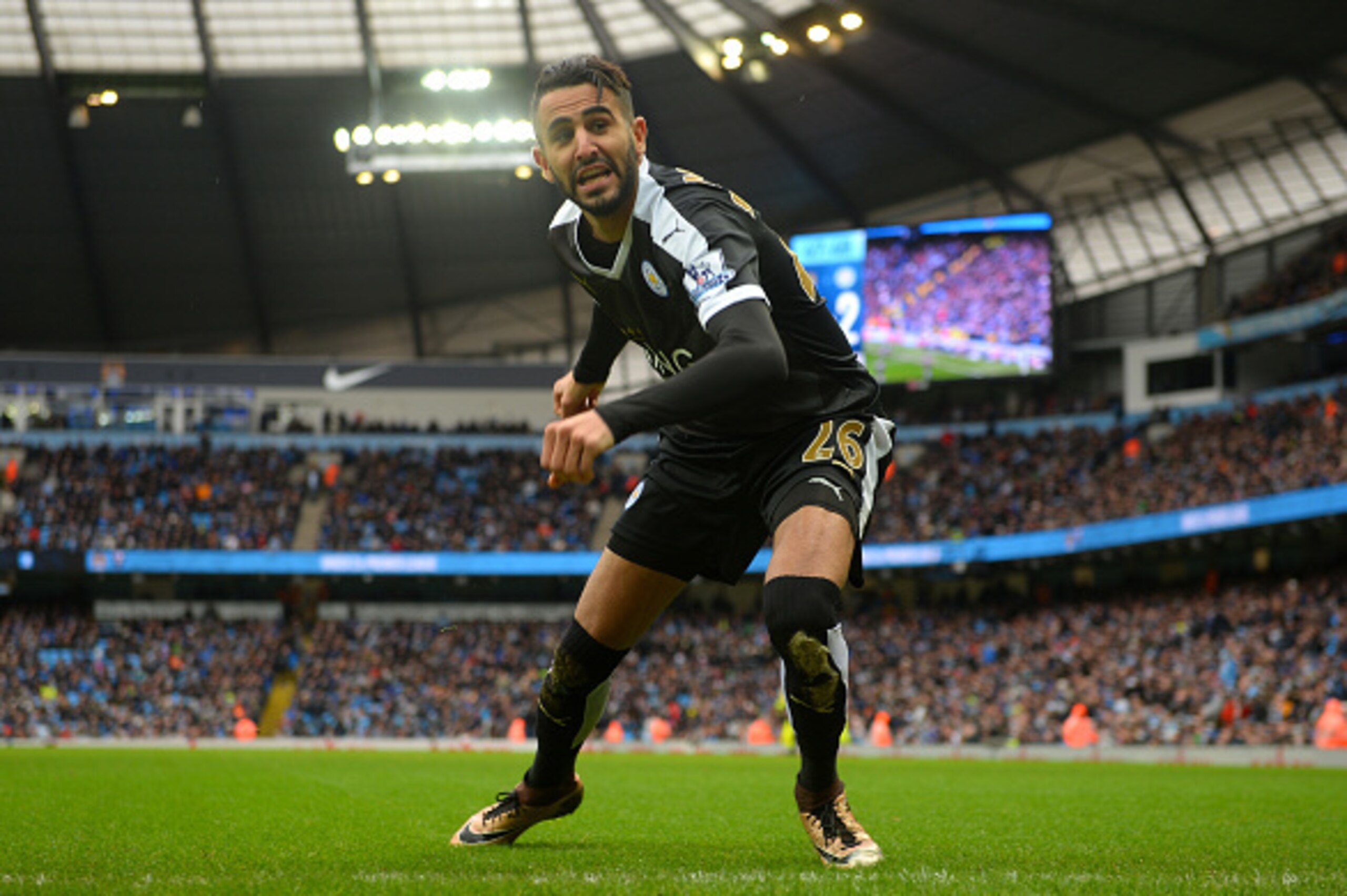 MANCHESTER, ENGLAND - FEBRUARY 06:  Riyad Mahrez of Leicester City celebrates scoring his team's second goal during the Barclays Premier League match between Manchester City and Leicester City at the Etihad Stadium on February 6, 2016 in Manchester, Engla