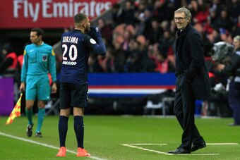 Laurent Blanc has been rewarded for PSG's excellence with a new deal.