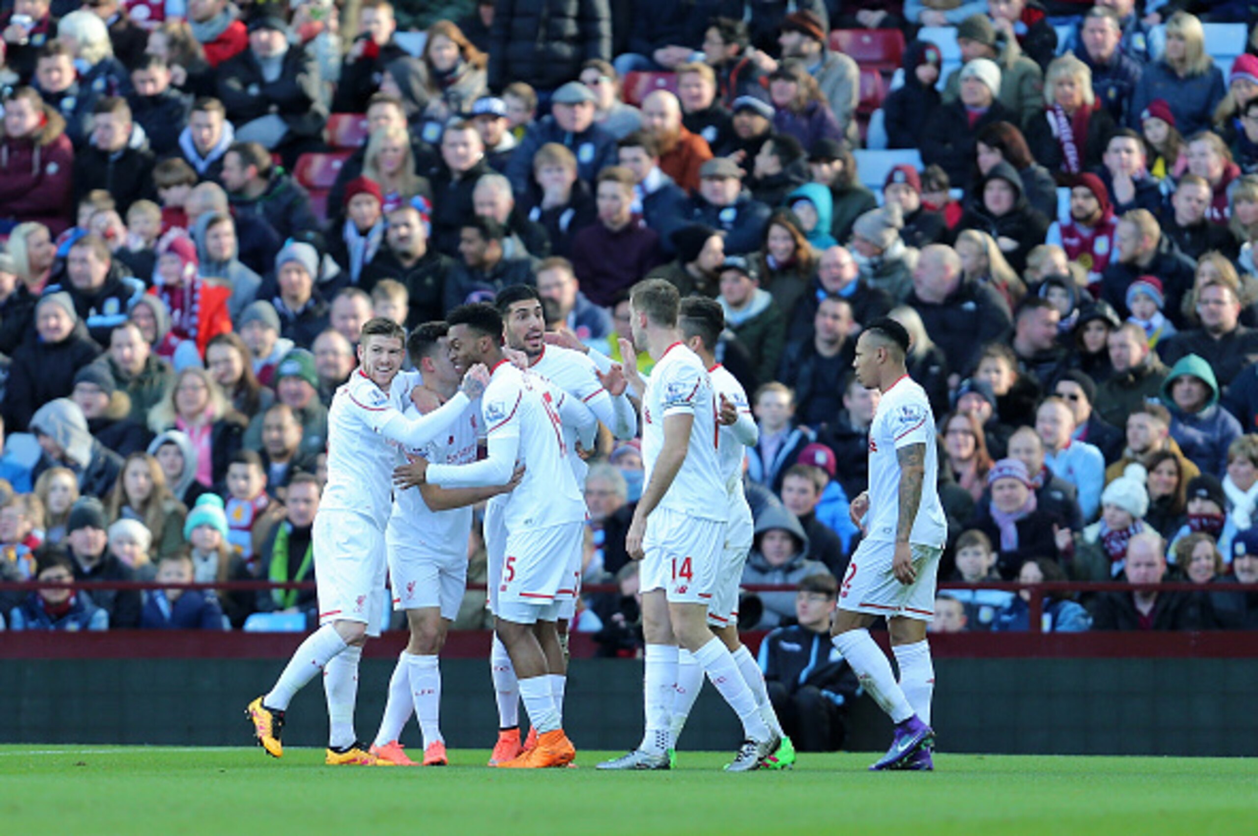 BIRMINGHAM, ENGLAND - FEBRUARY 14 : Daniel Sturridge of Liverpool celebrates with his team-mates after scoring a goal to make it 0-1 during the Barclays Premier League match between Aston Villa and Liverpool at Villa Park on February 14, 2016 in Birmingha