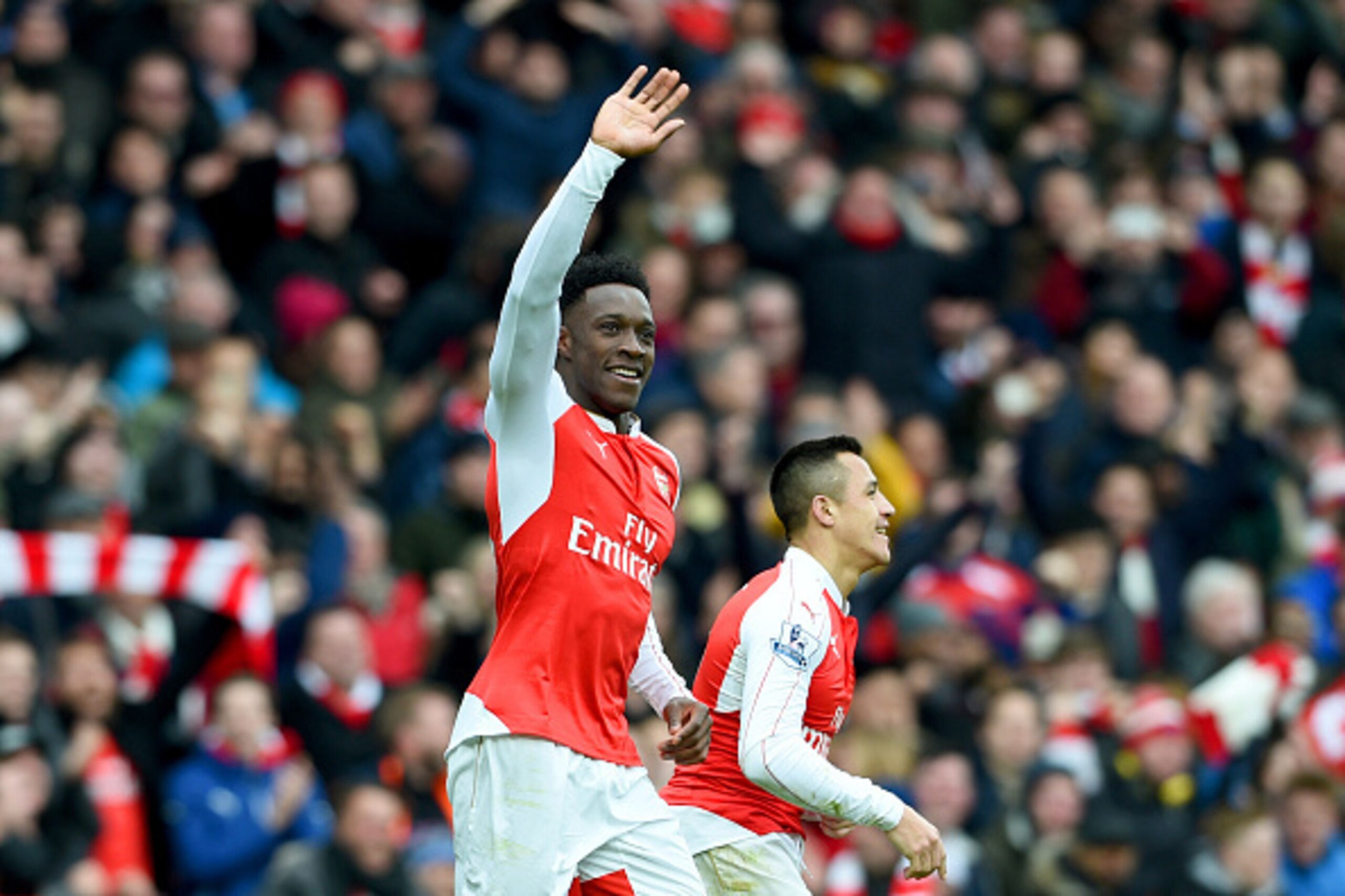 LONDON, ENGLAND - FEBRUARY 14:  Danny Welbeck of Arsenal celebrates after scoring the winning goal during the Barclays Premier League match between Arsenal and Leicester City at Emirates Stadium on February 14, 2016 in London, England.  (Photo by Ross Kin
