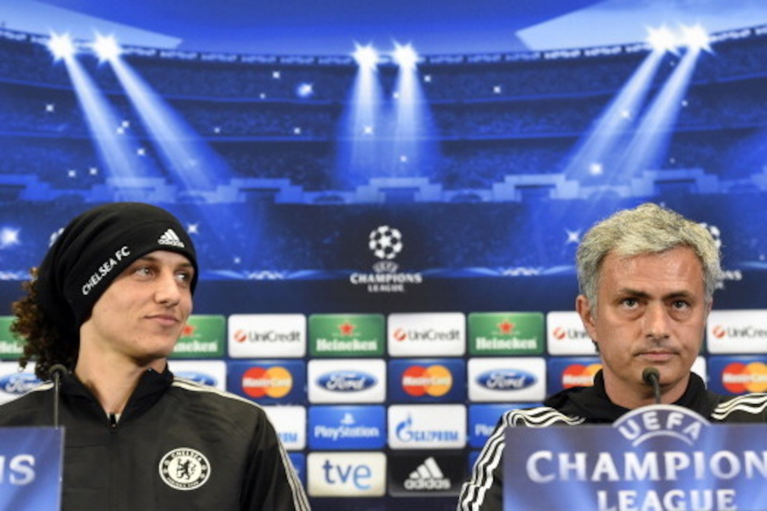 Chelsea's Brazilian defender David Luiz (L) and Chelsea's Portuguese manager Jose Mourinho attend a press conference on the eve of the UEFA Champions League semi-final first leg football match Atletico de Madrid vs Chelsea at Vicente Calderon stadium in M Chelsea's Brazilian defender David Luiz (L) and Chelsea's Portuguese manager Jose Mourinho attend a press conference on the eve of the UEFA Champions League semi-final first leg football match Atletico de Madrid vs Chelsea at Vicente Calderon stadium in M