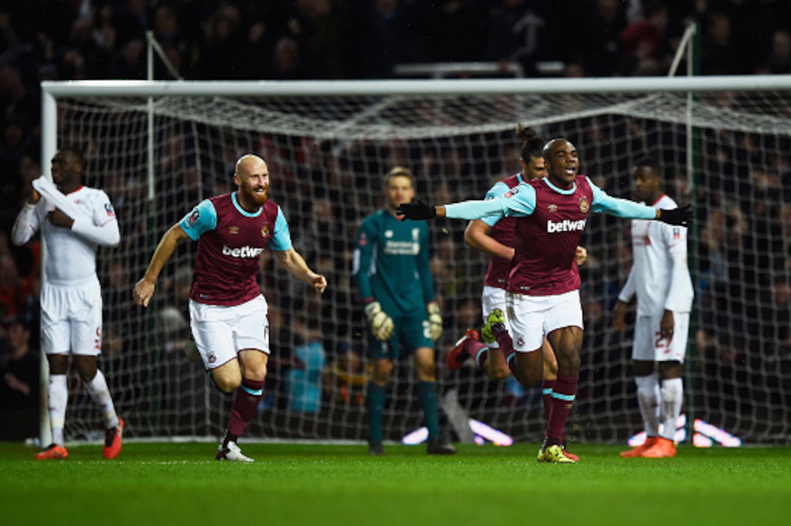LONDON, ENGLAND - FEBRUARY 09:  Angelo Ogbonna Obinza of West Ham United celebrates as he scores their second goal during the Emirates FA Cup Fourth Round Replay match between West Ham United and Liverpool at Boleyn Ground on February 9, 2016 in London, E