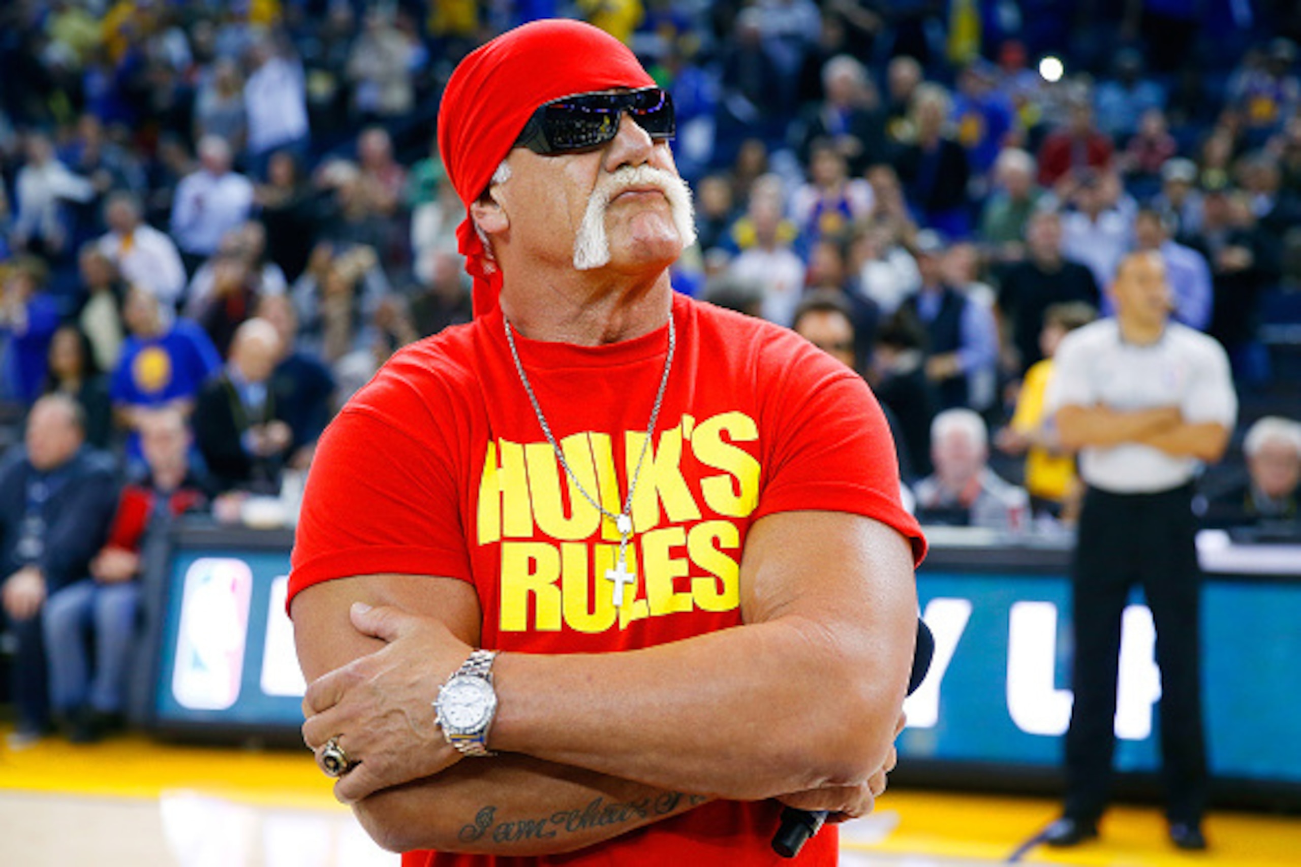 OAKLAND, CA - NOVEMBER 13:  Hulk Hogan pumps of the Warriors fans before the start of an NBA basketball game between the Brooklyn Nets and the Golden State Warriors at ORACLE Arena on November 13, 2014 in Oakland, California. NOTE TO USER: User expressly 