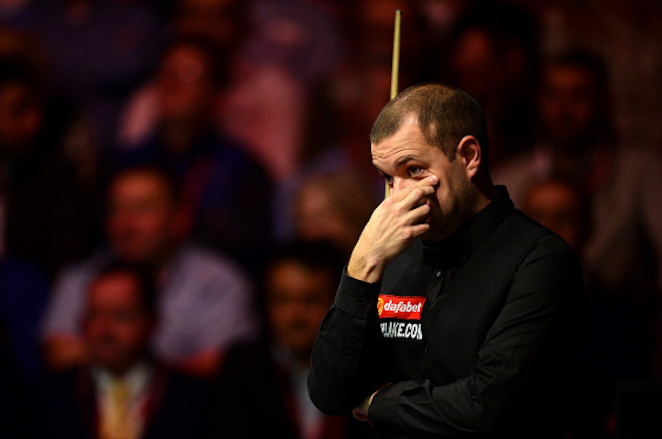LONDON, ENGLAND - JANUARY 17:  Barry Hawkins of England reacts during the Final match against Ronnie O'Sullivan of England during Day Eight of The Dafabet Masters at Alexandra Palace on January 17, 2016 in London, England.  (Photo by Dan Mullan/Getty Imag