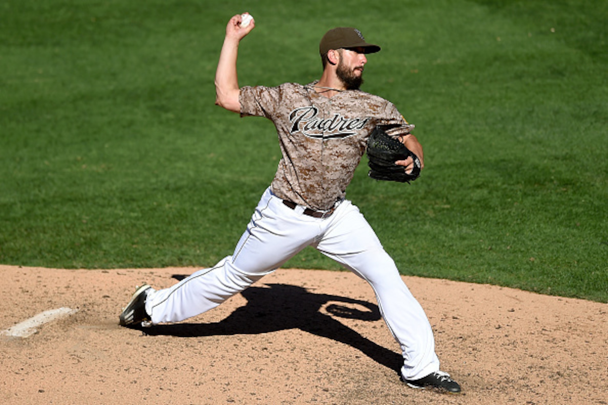SAN DIEGO, CA - SEPTEMBER 27: James Shields #33 of the San Diego Padres pitches during the game against the Arizona Diamondbacks at Petco Park on September 27, 2015 in San Diego, California. (Photo by Andy Hayt/San Diego Padres/Getty Images)