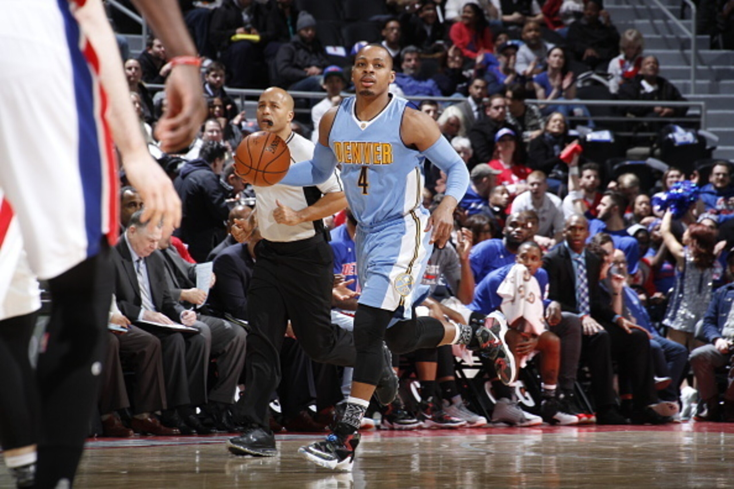 AUBURN HILLS, MI - FEBRUARY 10: Randy Foye #4 of the Denver Nuggets drives to the basket against the Detroit Pistons during the game on February 10, 2016 at The Palace of Auburn Hills in Auburn Hills, Michigan. NOTE TO USER: User expressly acknowledges an AUBURN HILLS, MI - FEBRUARY 10: Randy Foye #4 of the Denver Nuggets drives to the basket against the Detroit Pistons during the game on February 10, 2016 at The Palace of Auburn Hills in Auburn Hills, Michigan. NOTE TO USER: User expressly acknowledges an