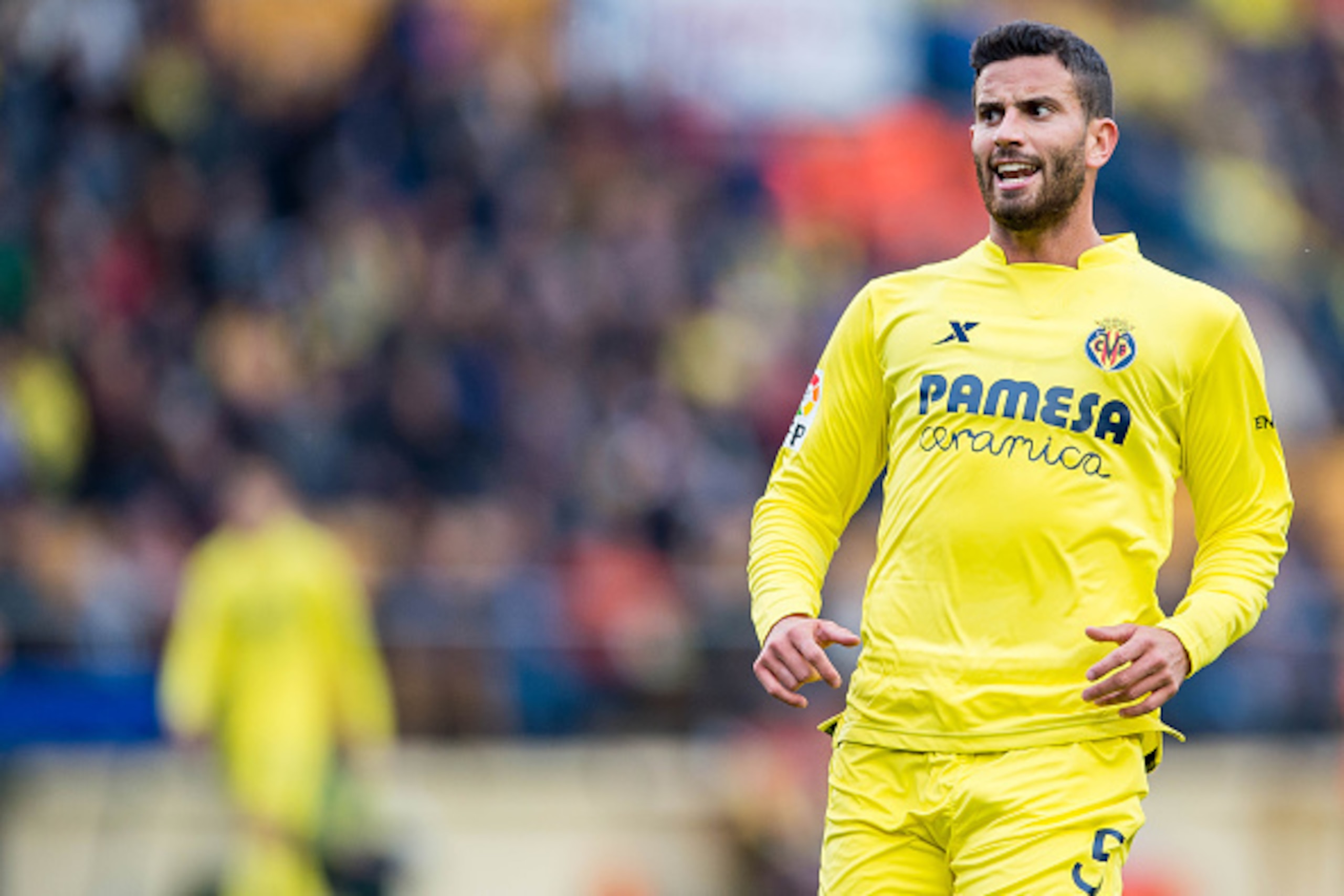VILLARREAL, SPAIN - DECEMBER 31:  Mateo Musacchio of Villarreal CF looks on during the Villarreal CF vs Valencia CF as part of the Liga BBVA 2015-2016 at El Madrigal on December 31, 2015 in Villarreal, Spain.  (Photo by Aitor Alcalde/Power Sport Images/Ge