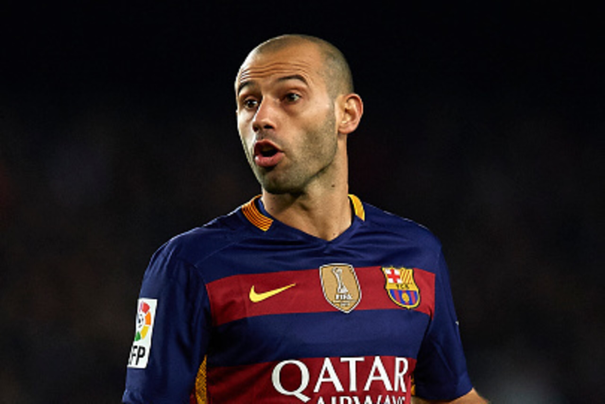 BARCELONA, SPAIN - DECEMBER 30: Javier Mascherano of Barcelona reacts during the La Liga match between FC Barcelona and Real Betis Balompie at Camp Nou on December 30, 2015 in Barcelona, Spain. (Photo by Manuel Queimadelos Alonso/Getty Images) BARCELONA, SPAIN - DECEMBER 30: Javier Mascherano of Barcelona reacts during the La Liga match between FC Barcelona and Real Betis Balompie at Camp Nou on December 30, 2015 in Barcelona, Spain. (Photo by Manuel Queimadelos Alonso/Getty Images)