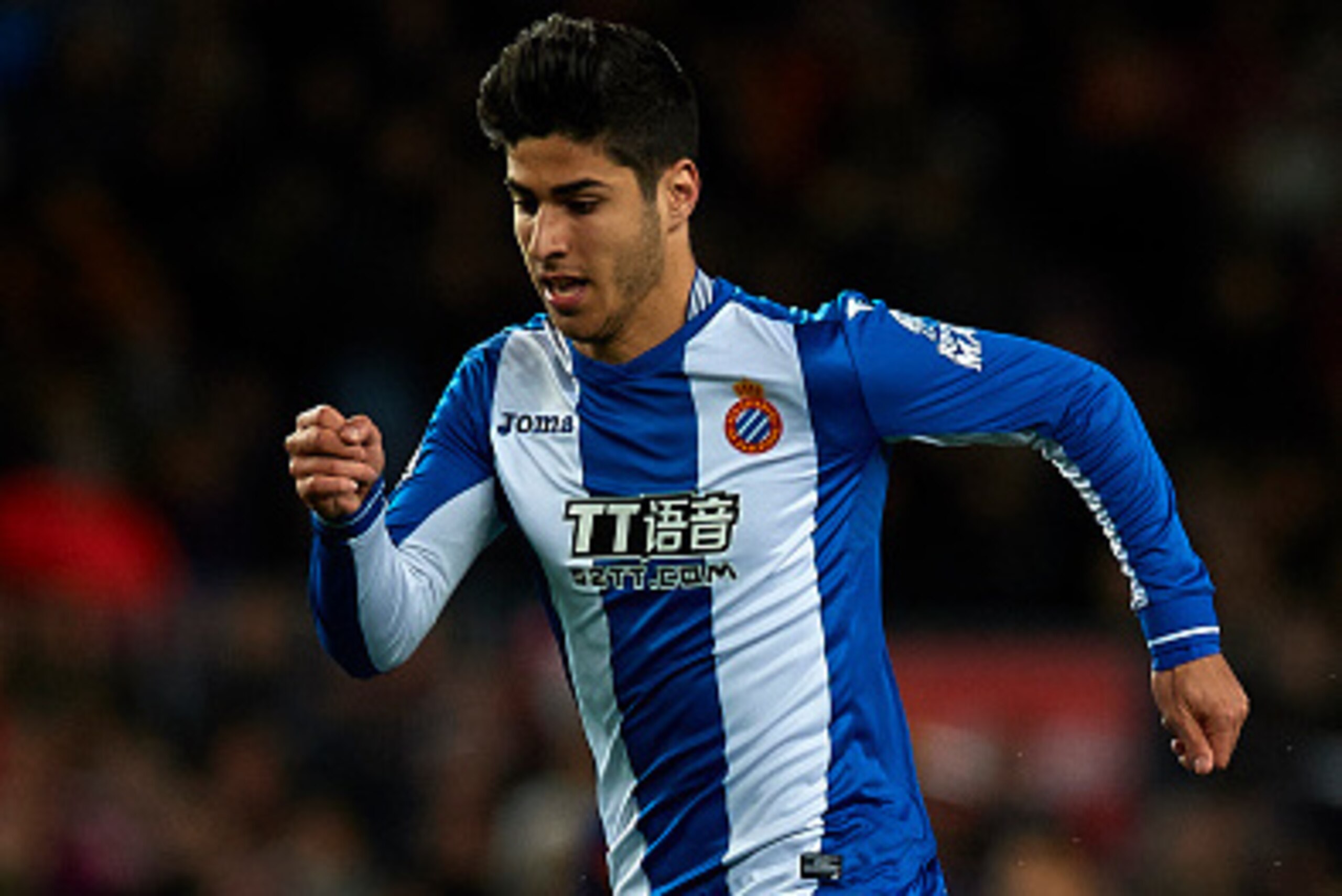 BARCELONA, SPAIN - JANUARY 06:  Marco Asensio of Espanyol runs with the ball during the Copa del Rey Round of 16 match between FC Barcelona and Real CD Espanyol at Camp Nou on January 6, 2016 in Barcelona, Spain.  (Photo by Manuel Queimadelos Alonso/Getty