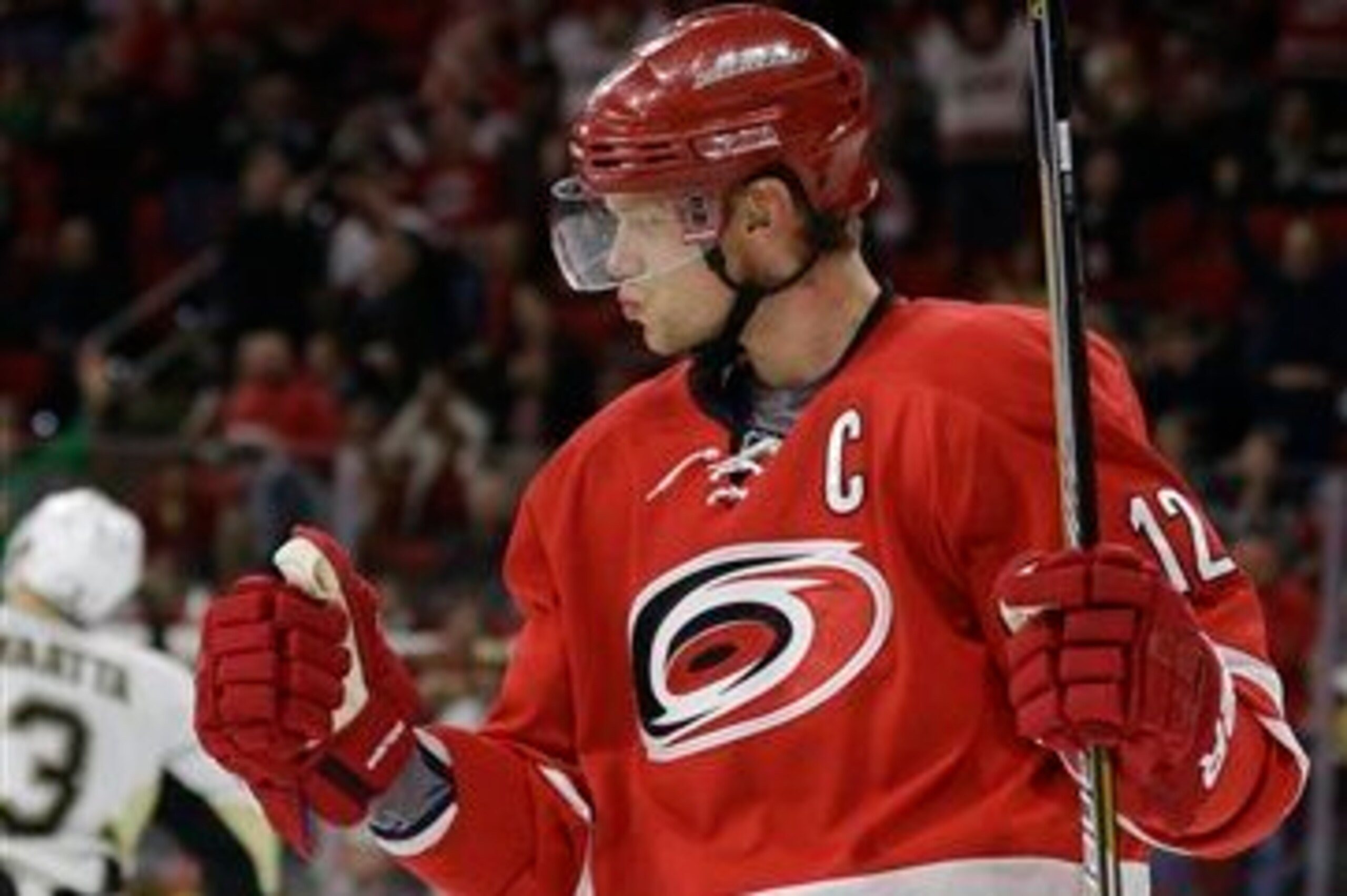 Carolina's Eric Staal could be a key acquisition at the trade deadline.
