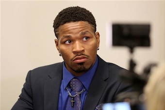 Shawn Porter was to fight welterweight champion Keith Thurman on March 12.