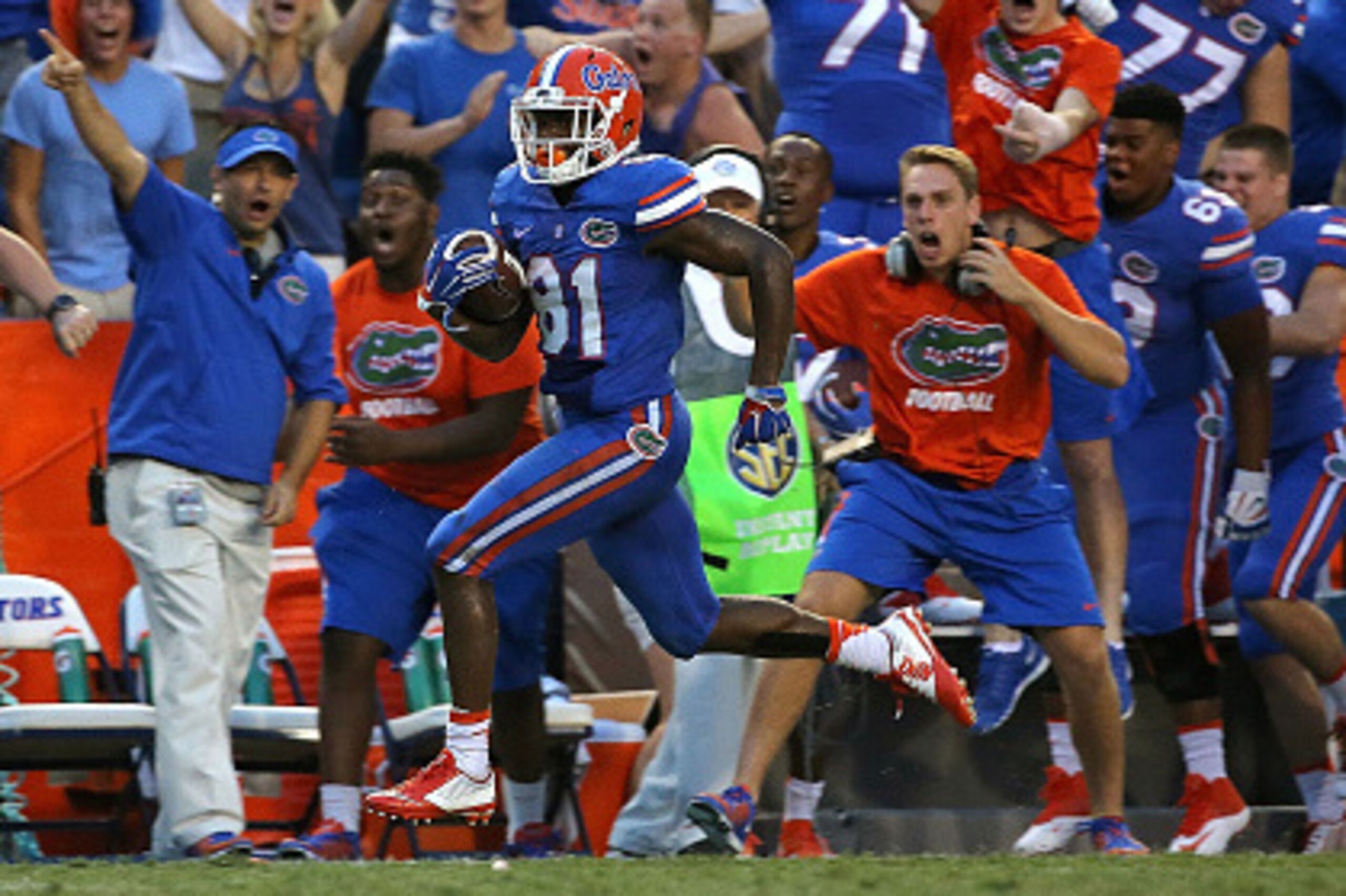 GAINESVILLE, FL - SEPTEMBER 26:  Antonio Callaway #81 of the Florida Gators scores the winning touchdown during a game against the Tennessee Volunteers at Ben Hill Griffin Stadium on September 26, 2015 in Gainesville, Florida.  (Photo by Mike Ehrmann/Gett