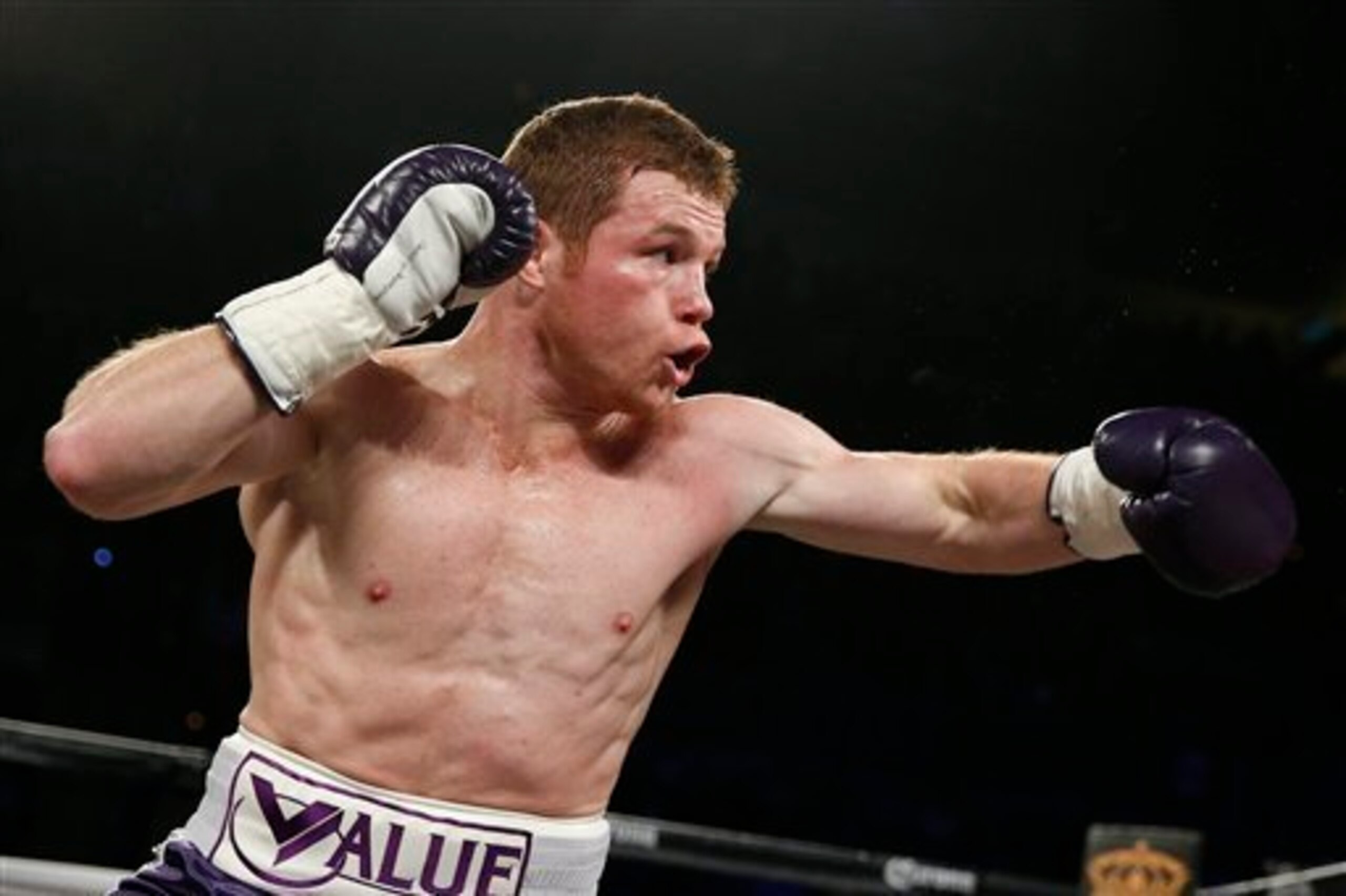 Canelo in action.