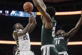 Kahlil Felder's 37-point explosion against the Spartans was only one of 27 games the Oakland guard scored at least 20 points in this season.