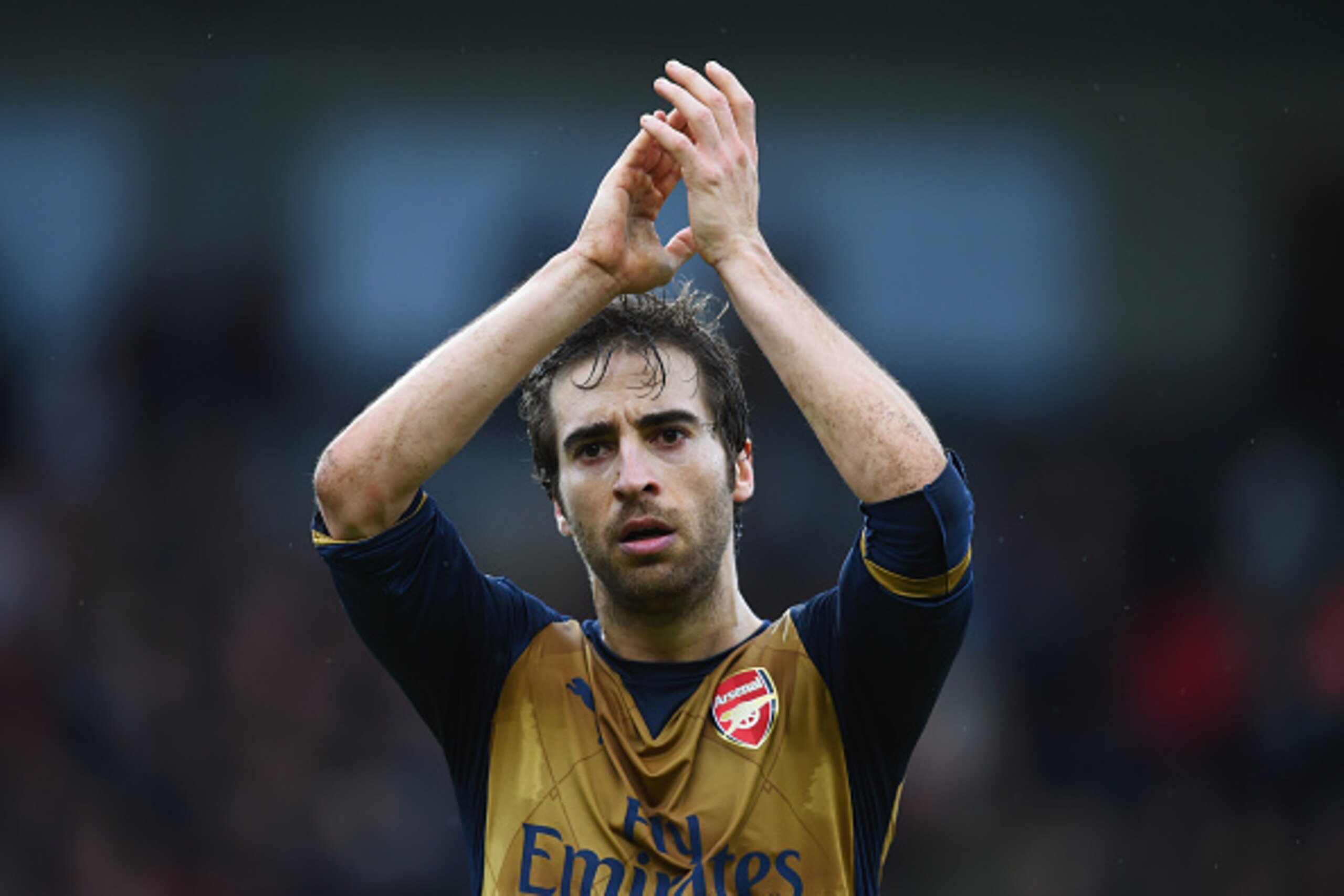 BOURNEMOUTH, ENGLAND - FEBRUARY 07:  Mathieu Flamini of Arsenal applauds the crowd after the Barclays Premier League match between A.F.C. Bournemouth and Arsenal at the Vitality Stadium on February 7, 2016 in Bournemouth, England.  (Photo by Michael Regan