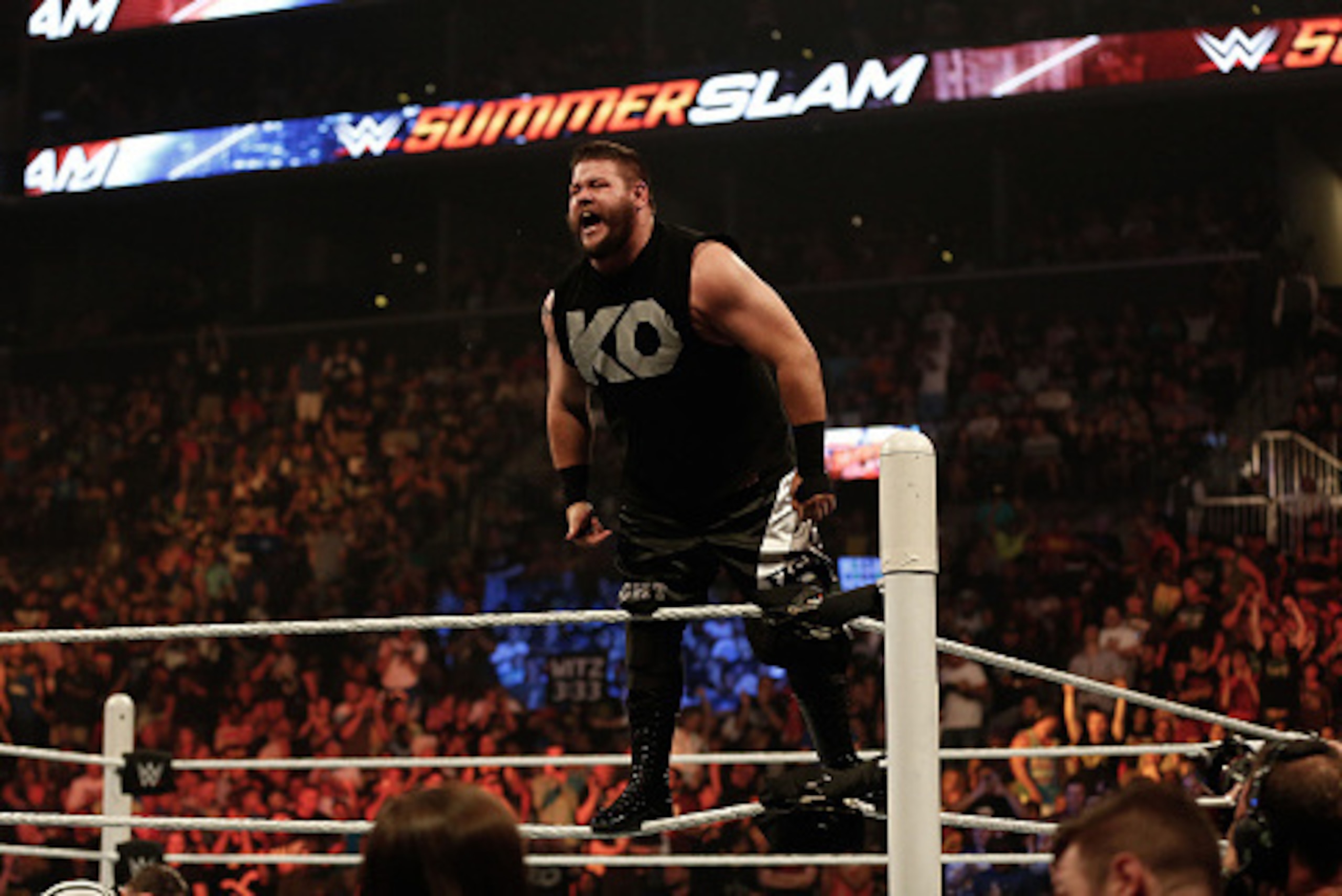 NEW YORK, NY - AUGUST 23: Kevin Owens celebrates his victory over Cesaro at the WWE SummerSlam 2015 at Barclays Center of Brooklyn on August 23, 2015 in New York City. (Photo by JP Yim/Getty Images) NEW YORK, NY - AUGUST 23: Kevin Owens celebrates his victory over Cesaro at the WWE SummerSlam 2015 at Barclays Center of Brooklyn on August 23, 2015 in New York City. (Photo by JP Yim/Getty Images)