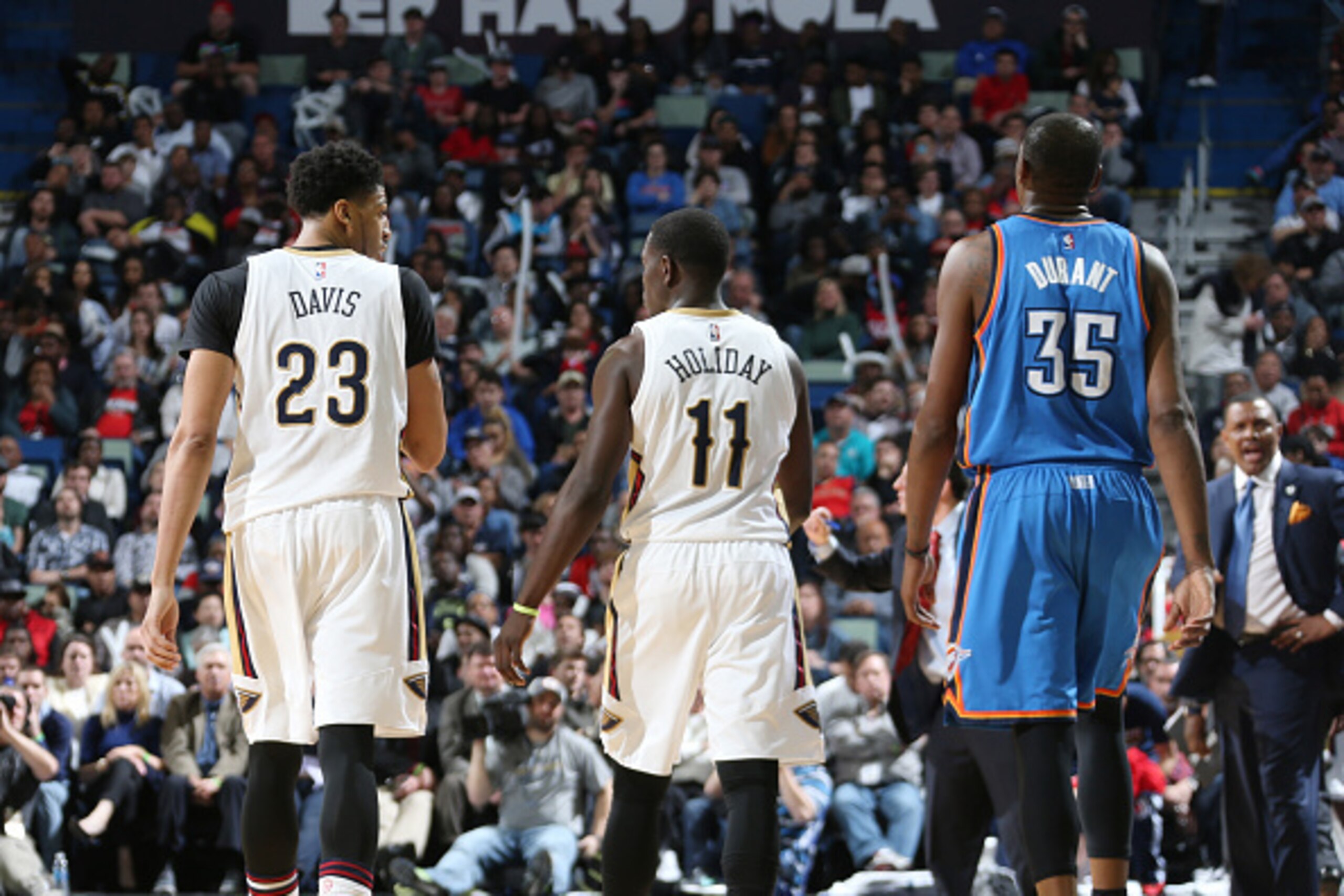 NEW ORLEANS, LA - FEBRUARY 25: Anthony Davis #23, Jrue Holiday #11 of the New Orleans Pelicans and Kevin Durant #35 of the Oklahoma City Thunder during the game on February 25, 2016 at Smoothie King Center in New Orleans, Louisiana. NOTE TO USER: User exp NEW ORLEANS, LA - FEBRUARY 25: Anthony Davis #23, Jrue Holiday #11 of the New Orleans Pelicans and Kevin Durant #35 of the Oklahoma City Thunder during the game on February 25, 2016 at Smoothie King Center in New Orleans, Louisiana. NOTE TO USER: User exp