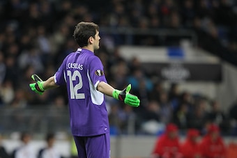 OPORTO, PORTUGAL - FEBRUARY 25: Porto's goalkeeper Iker Casillas during the Champions League match between FC Porto and Borussia Dortmund for UEFA Europa League Round of 32: Second Leg at Estadio do Dragao on February, 2016 in Porto, Portugal. (Photo b OPORTO, PORTUGAL - FEBRUARY 25: Porto's goalkeeper Iker Casillas during the Champions League match between FC Porto and Borussia Dortmund for UEFA Europa League Round of 32: Second Leg at Estadio do Dragao on February, 2016 in Porto, Portugal. (Photo b
