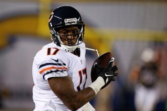Risks or not, Chicago wants to keep Alshon Jeffery in town.