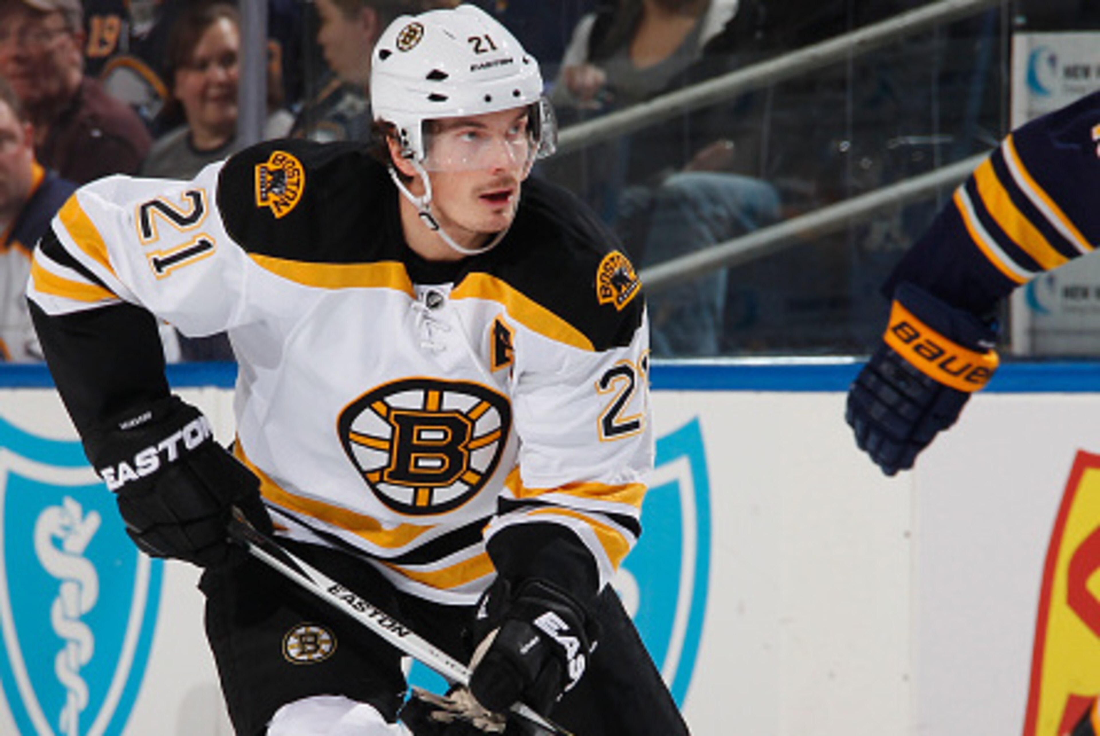 BUFFALO, NY - JANUARY 15:  Loui Eriksson #21 of the Boston Bruins skates against the Buffalo Sabres at First Niagara Center on January 15, 2016 in Buffalo, New York.  (Photo by Jen Fuller/NHLI via Getty Images)