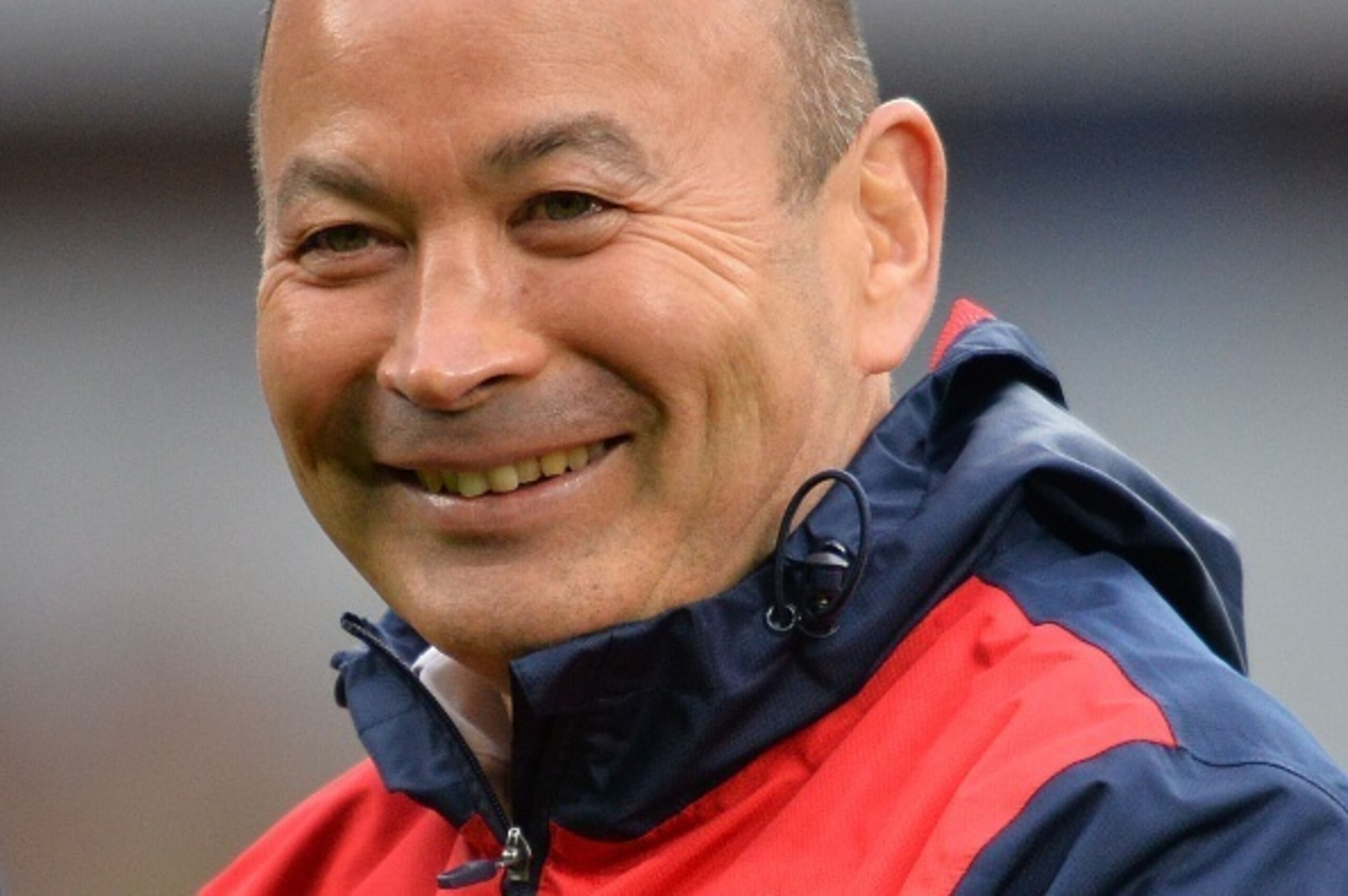 England's Australian coach Eddie Jones watches the warm-up ahead of the Six Nations international rugby union match between England and Ireland at Twickenham in south west London on February 27, 2016.   / AFP / GLYN KIRK        (Photo credit should read G