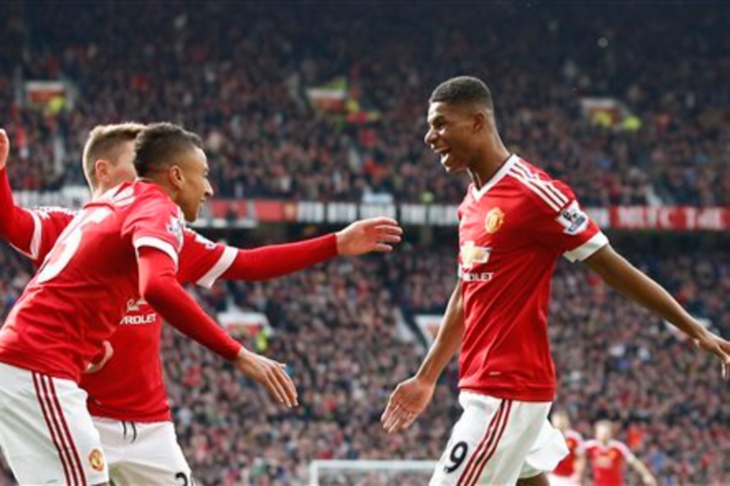 Rashford celebrates with Jesse Lingard.