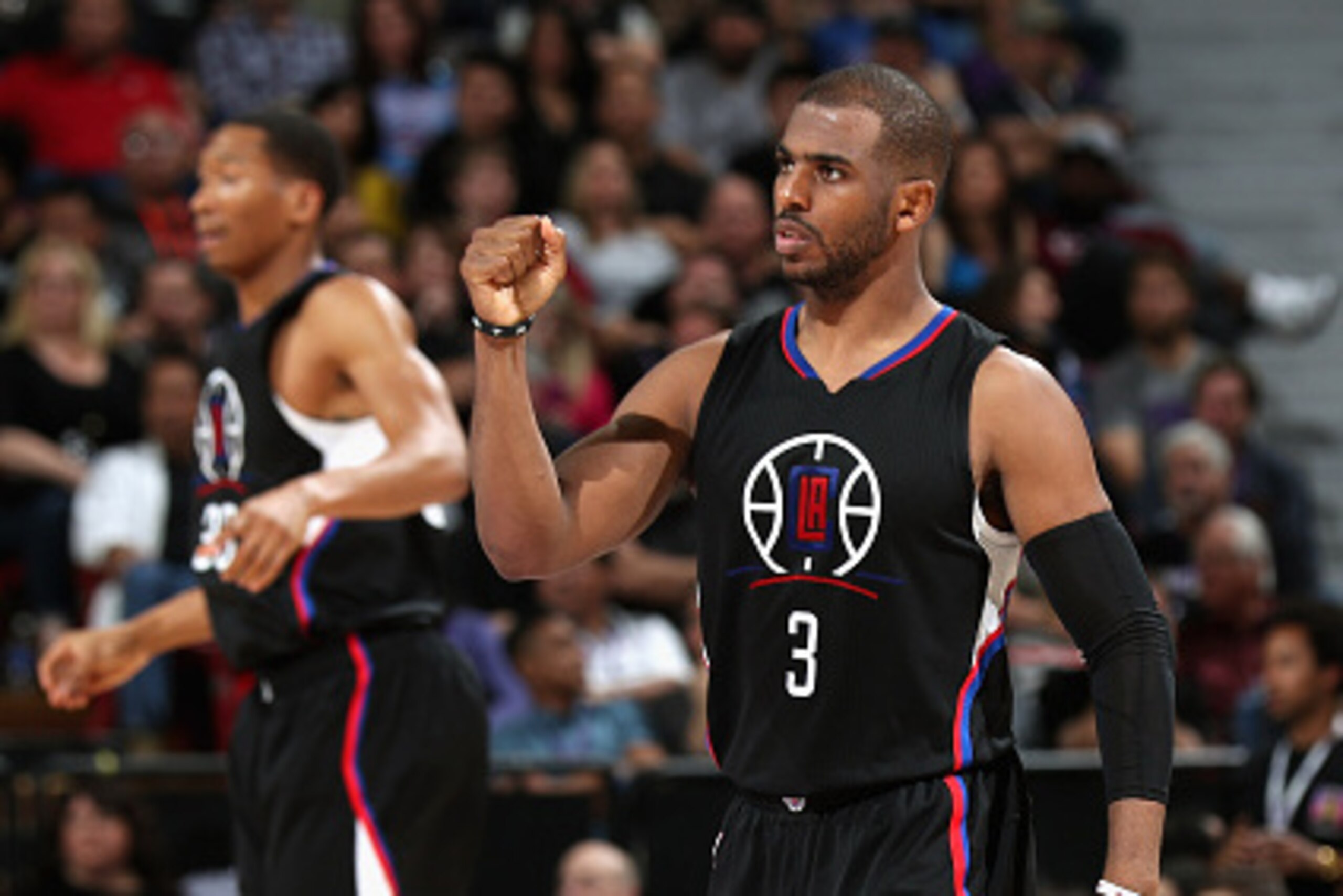 SACRAMENTO, CA - FEBRUARY 26: Chris Paul #3 of the Los Angeles Clippers reacts after the Clippers made a basket against the Sacramento Kings at Sleep Train Arena on February 26, 2016 in Sacramento, California. NOTE TO USER: User expressly acknowledges an SACRAMENTO, CA - FEBRUARY 26: Chris Paul #3 of the Los Angeles Clippers reacts after the Clippers made a basket against the Sacramento Kings at Sleep Train Arena on February 26, 2016 in Sacramento, California. NOTE TO USER: User expressly acknowledges an