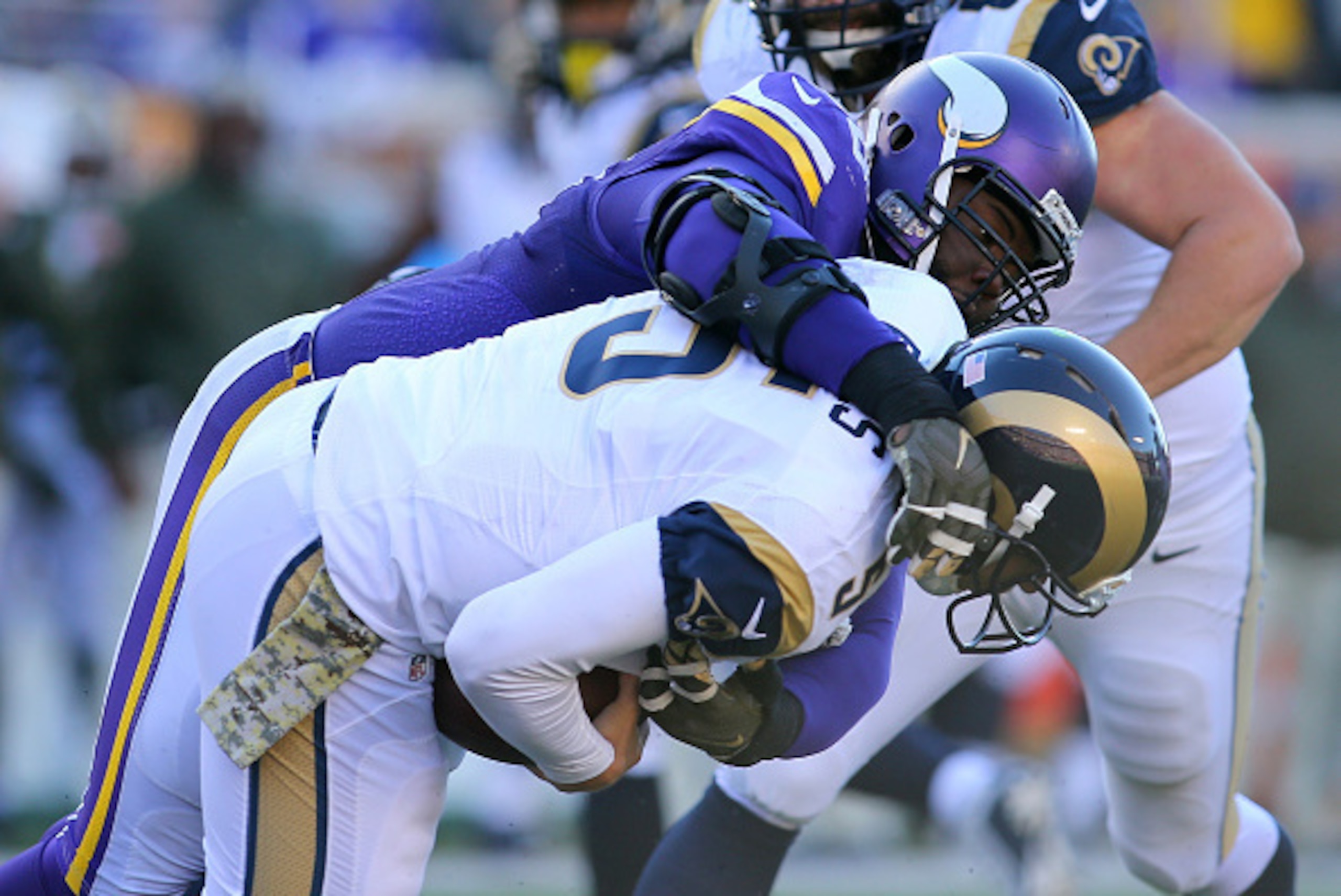 MINNEAPOLIS, MN - NOVEMBER 8: Linval Joseph #98 of the Minnesota Vikings sacks Nick Foles #5 of the St. Louis Rams on November 8, 2015 at TCF Bank Stadium in Minneapolis, Minnesota. (Photo by Adam Bettcher/Getty Images) MINNEAPOLIS, MN - NOVEMBER 8: Linval Joseph #98 of the Minnesota Vikings sacks Nick Foles #5 of the St. Louis Rams on November 8, 2015 at TCF Bank Stadium in Minneapolis, Minnesota. (Photo by Adam Bettcher/Getty Images)