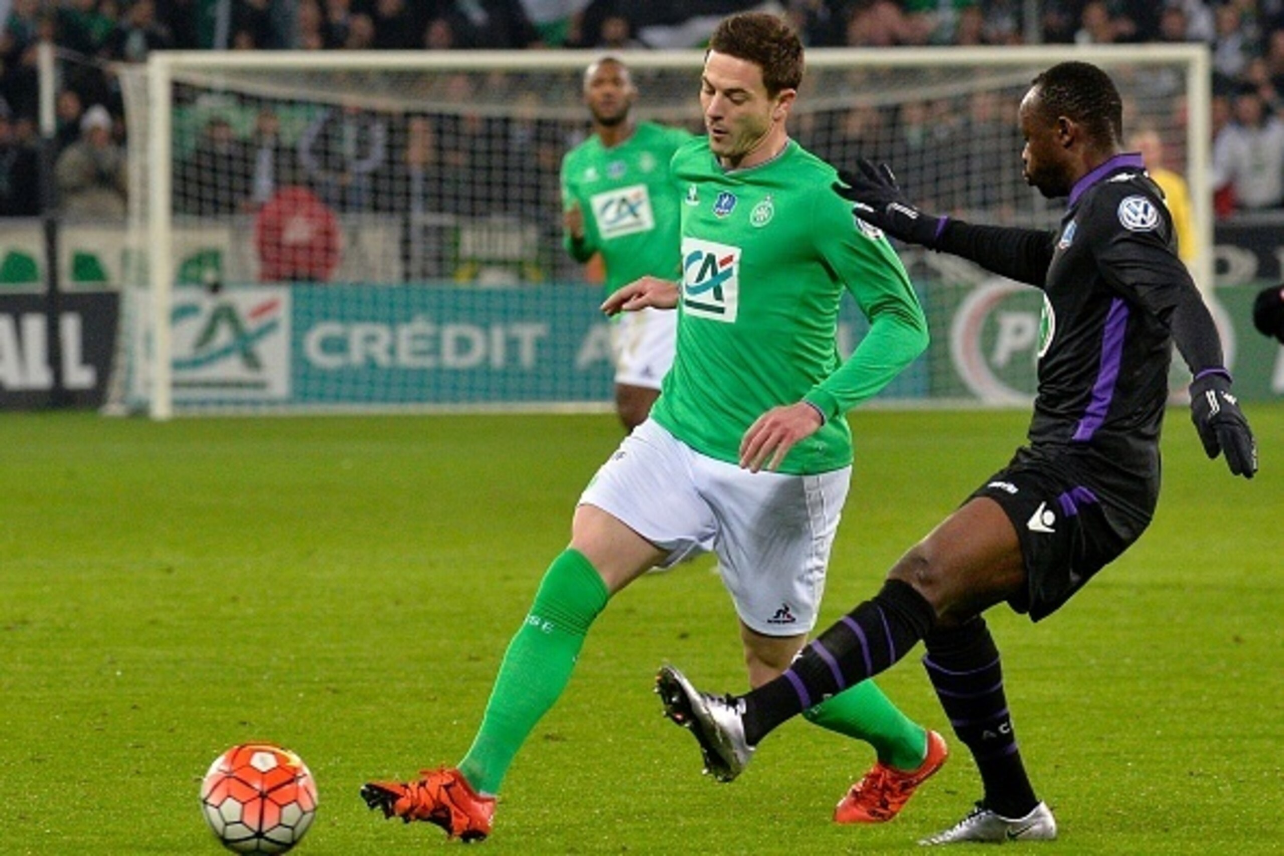 Saint-Etienne's French forward Nolan Roux (L) vies with Ajaccio's Zié Diabate (R) during the French Cup football match between Saint-Etienne (ASSE) and Ajaccio (ACA) on January 21, 2016 at the Geoffroy Guichard Stadium in Saint-Etienne, central France. AF Saint-Etienne's French forward Nolan Roux (L) vies with Ajaccio's Zié Diabate (R) during the French Cup football match between Saint-Etienne (ASSE) and Ajaccio (ACA) on January 21, 2016 at the Geoffroy Guichard Stadium in Saint-Etienne, central France. AF