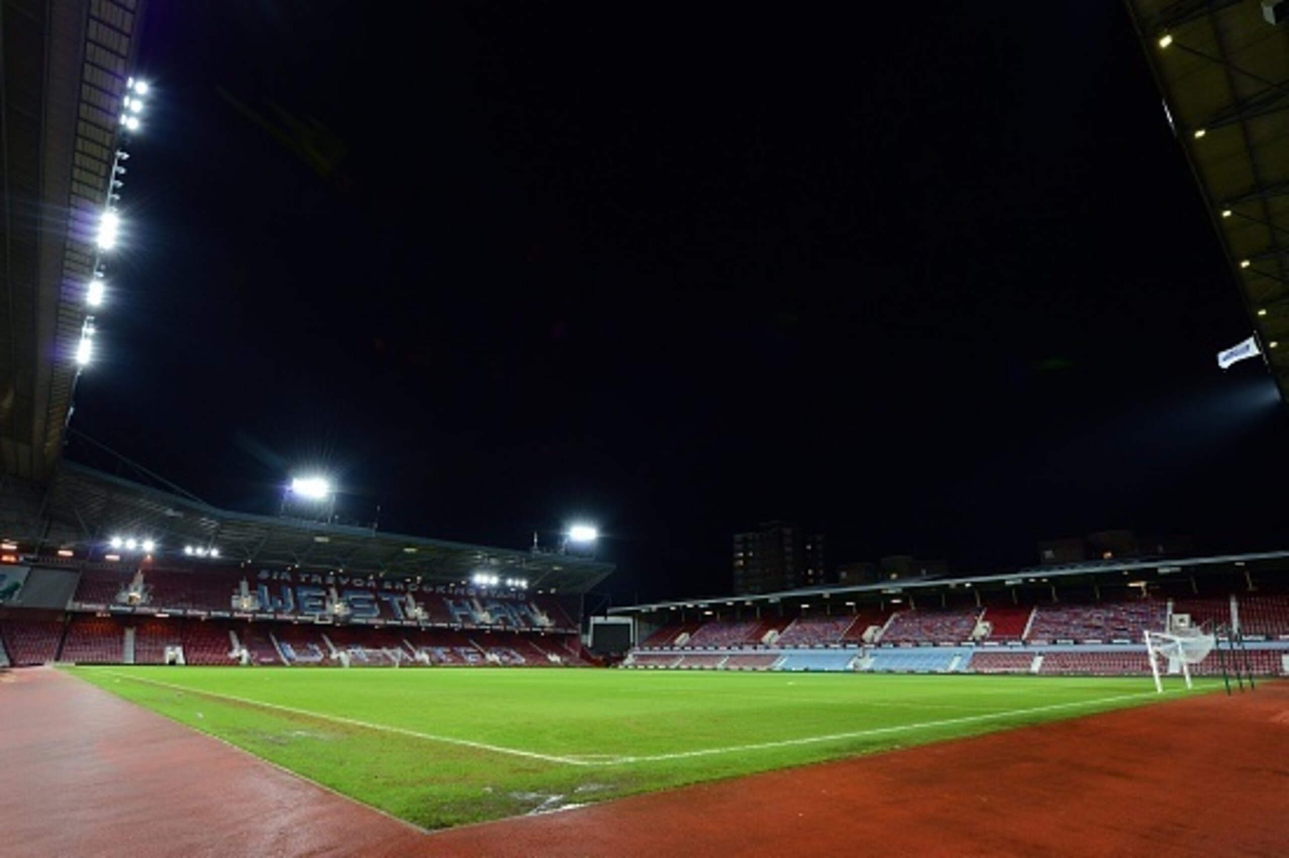 LONDON, ENGLAND - JANUARY 09:  A general view of Upton Park /  Boleyn Ground before The Emirates FA Cup match between West Ham United and Wolverhampton Wanderers at Boleyn Ground on January 9, 2016 in London, England.  (Photo by Sam Bagnall - AMA/Getty Im