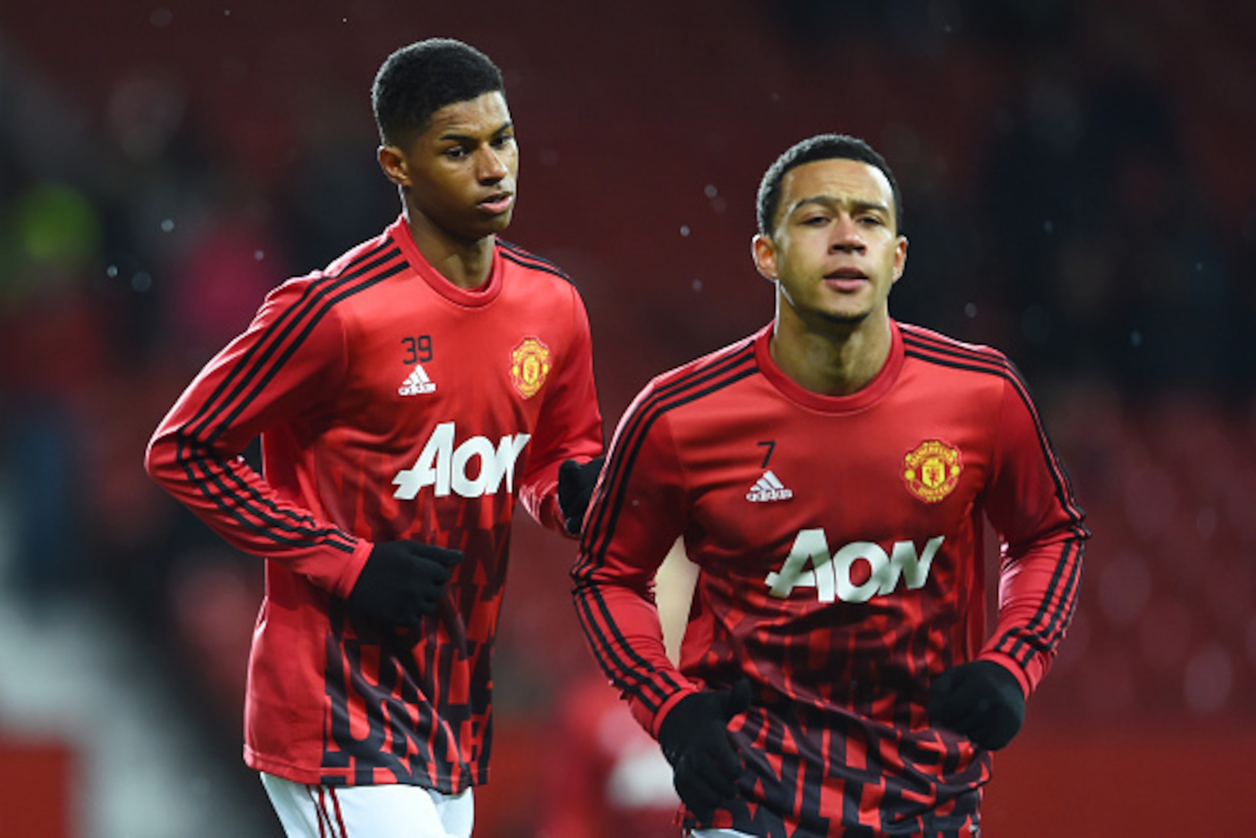 MANCHESTER, ENGLAND - MARCH 02:  Marcus Rashford (l) and Memphis Depay of Manchester United during the warm up prior to the Barclays Premier League match between Manchester United and Watford at Old Trafford on March 2, 2016 in Manchester, England.  (Phot