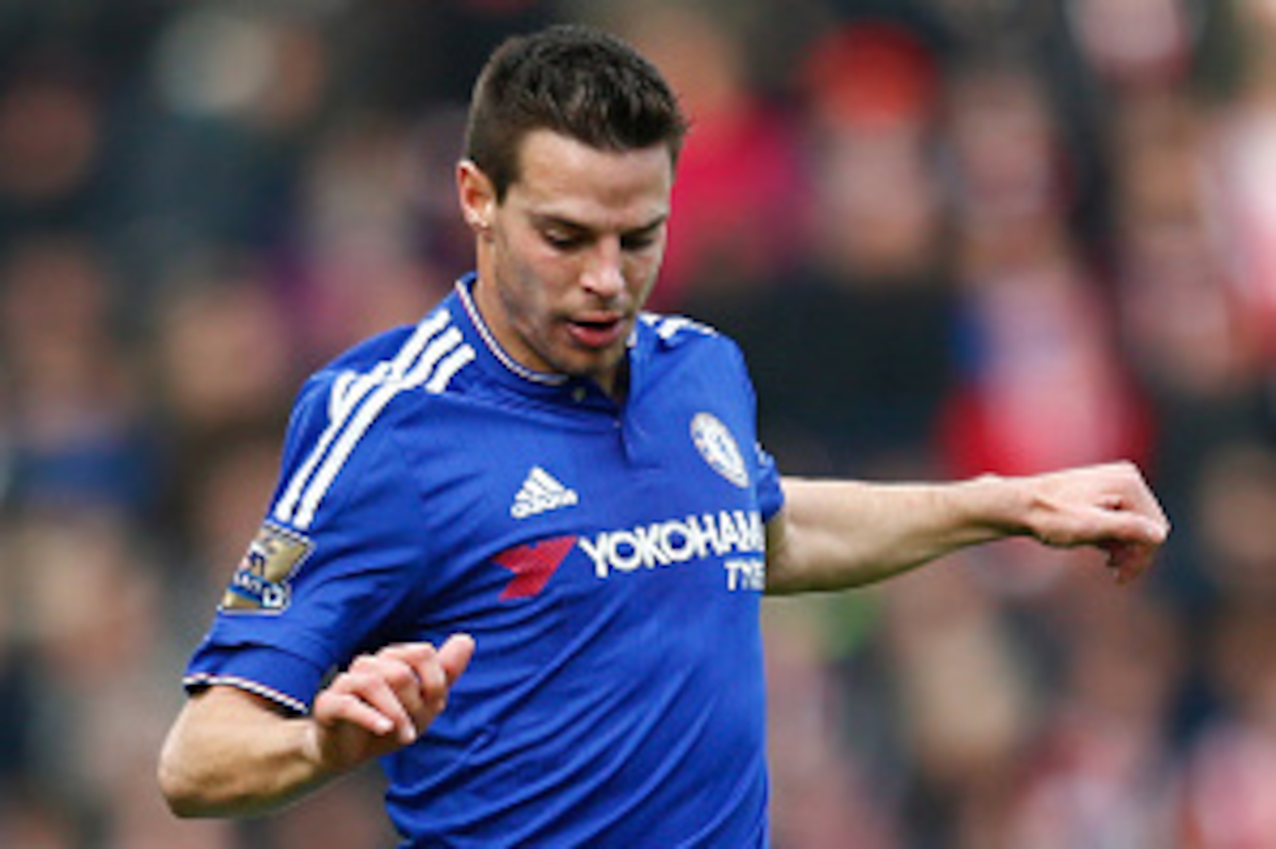 SOUTHAMPTON, ENGLAND - FEBRUARY 27: Cesar Azpilicueta of Chelsea in action during the Barclays Premier League match between Southampton and Chelsea at St Mary's on February 27, 2016 in Southampton, England. (Photo by Julian Finney/Getty Images) SOUTHAMPTON, ENGLAND - FEBRUARY 27: Cesar Azpilicueta of Chelsea in action during the Barclays Premier League match between Southampton and Chelsea at St Mary's on February 27, 2016 in Southampton, England. (Photo by Julian Finney/Getty Images)