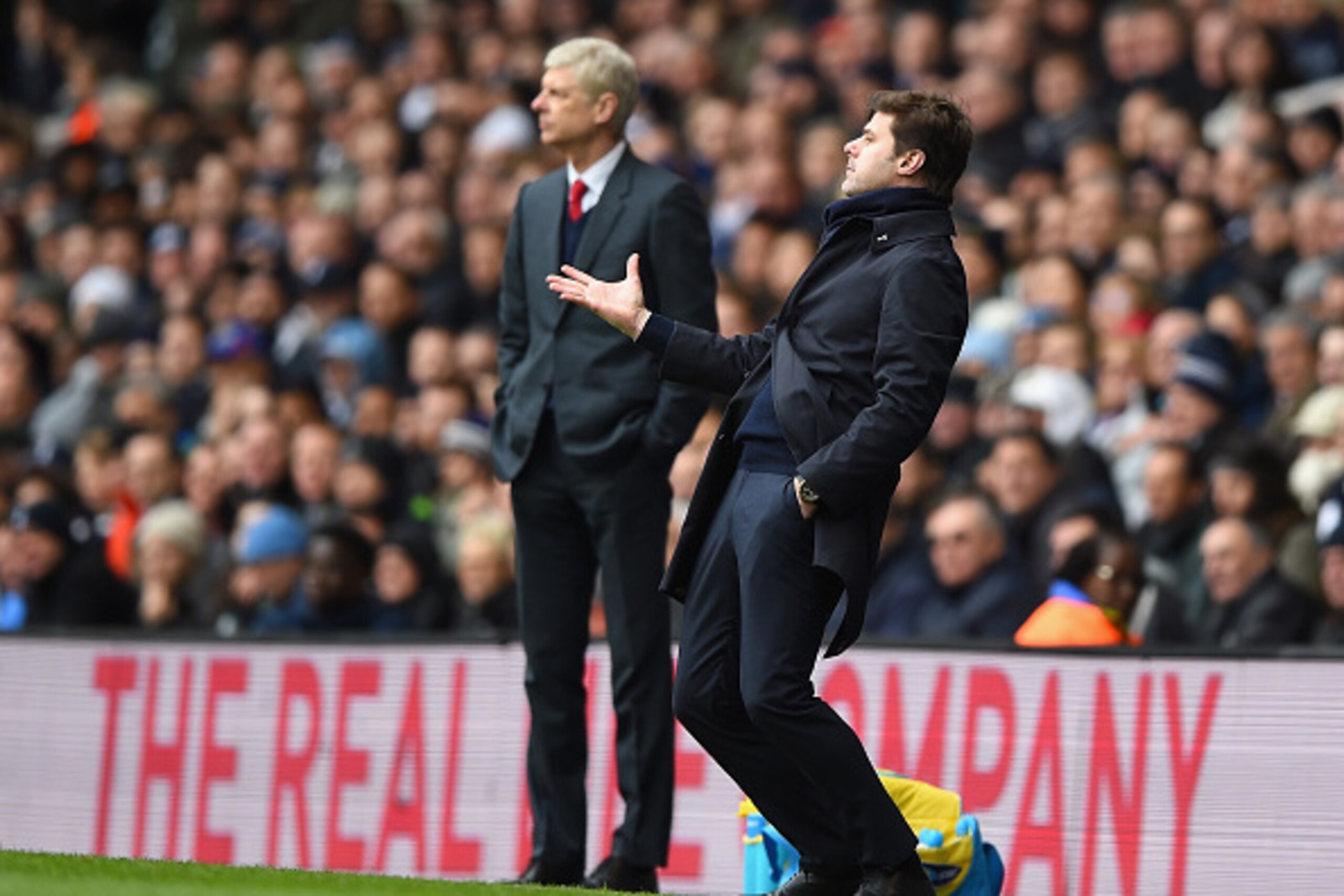 LONDON, ENGLAND - MARCH 05:  Mauricio Pochettino Manager of Tottenham Hotspur gestures during the Barclays Premier League match between Tottenham Hotspur and Arsenal at White Hart Lane on March 5, 2016 in London, England.  (Photo by Shaun Botterill/Getty 