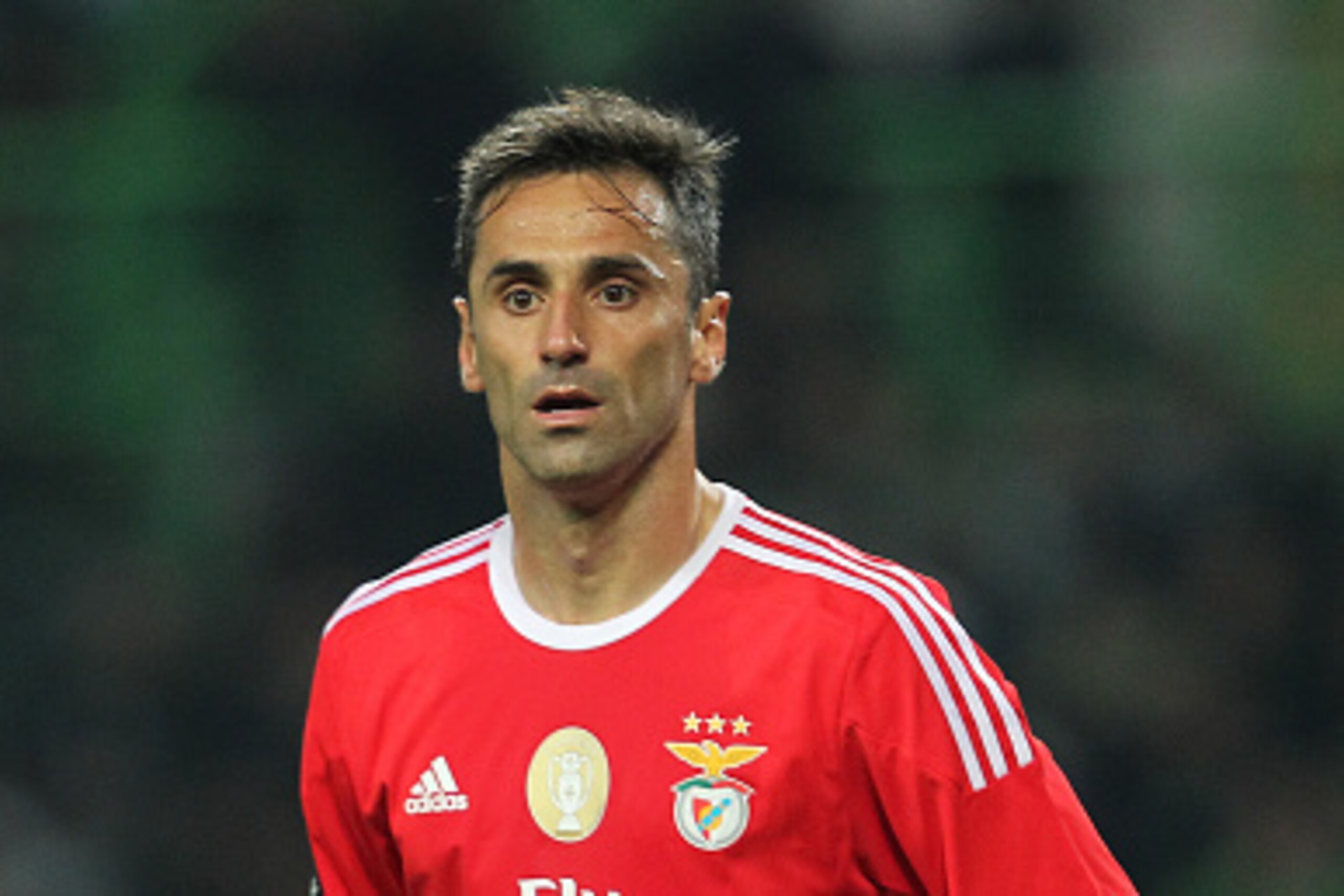 LISBON, PORTUGAL - MARCH 05: Benfica's forward Jonas during the match between Sporting CP and SL Benfica for the Portuguese Primeira Liga at Jose Alvalade Stadium on March 05, 2016 in Lisbon, Portugal.  (Photo by Carlos Rodrigues/Getty Images)