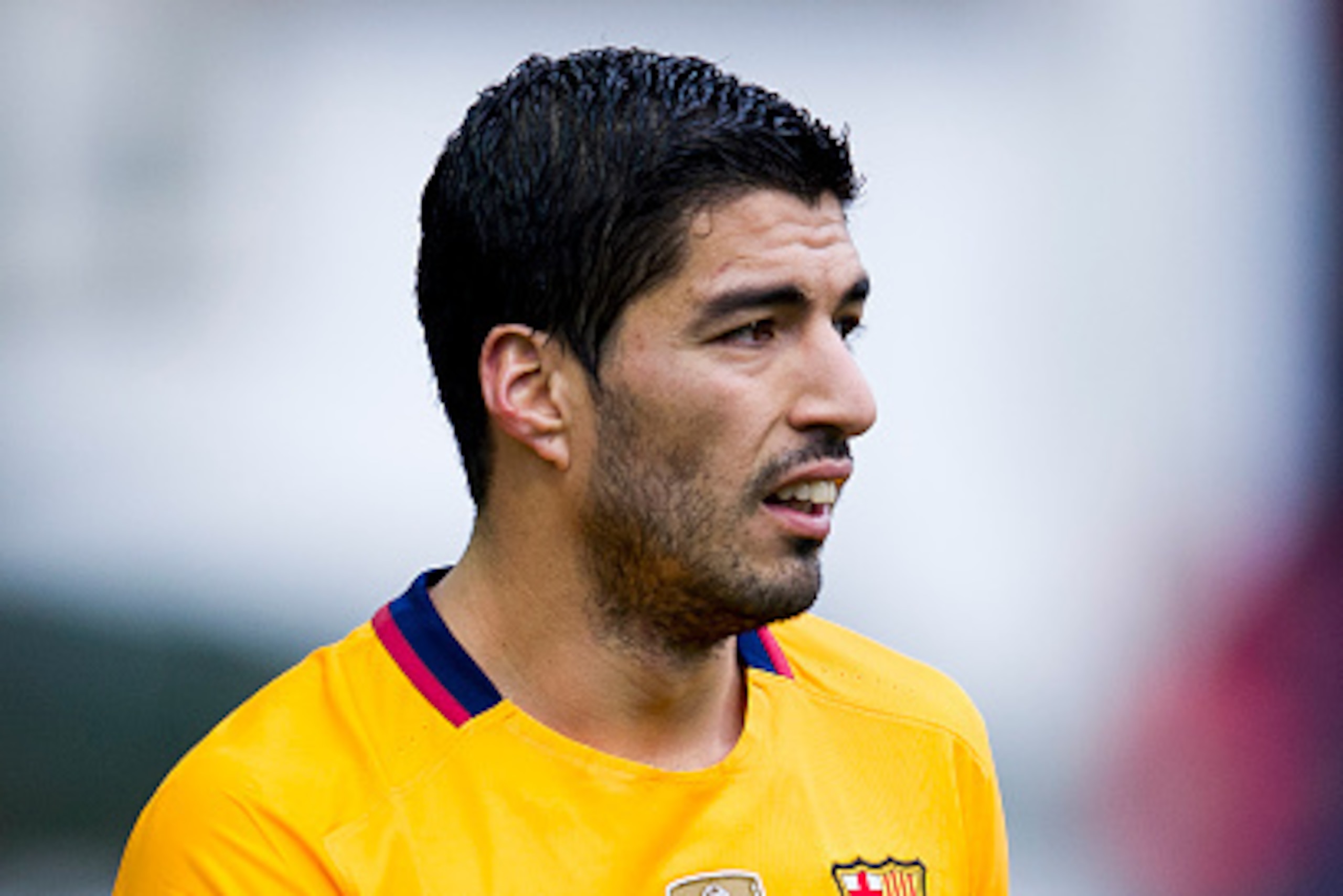 EIBAR, SPAIN - MARCH 06:  Luis Suarez of FC Barcelona reacts during the La Liga match between SD Eibar and FC Barcelona at Ipurua Municipal Stadium on March 6, 2016 in Eibar, Spain.  (Photo by Juan Manuel Serrano Arce/Getty Images)