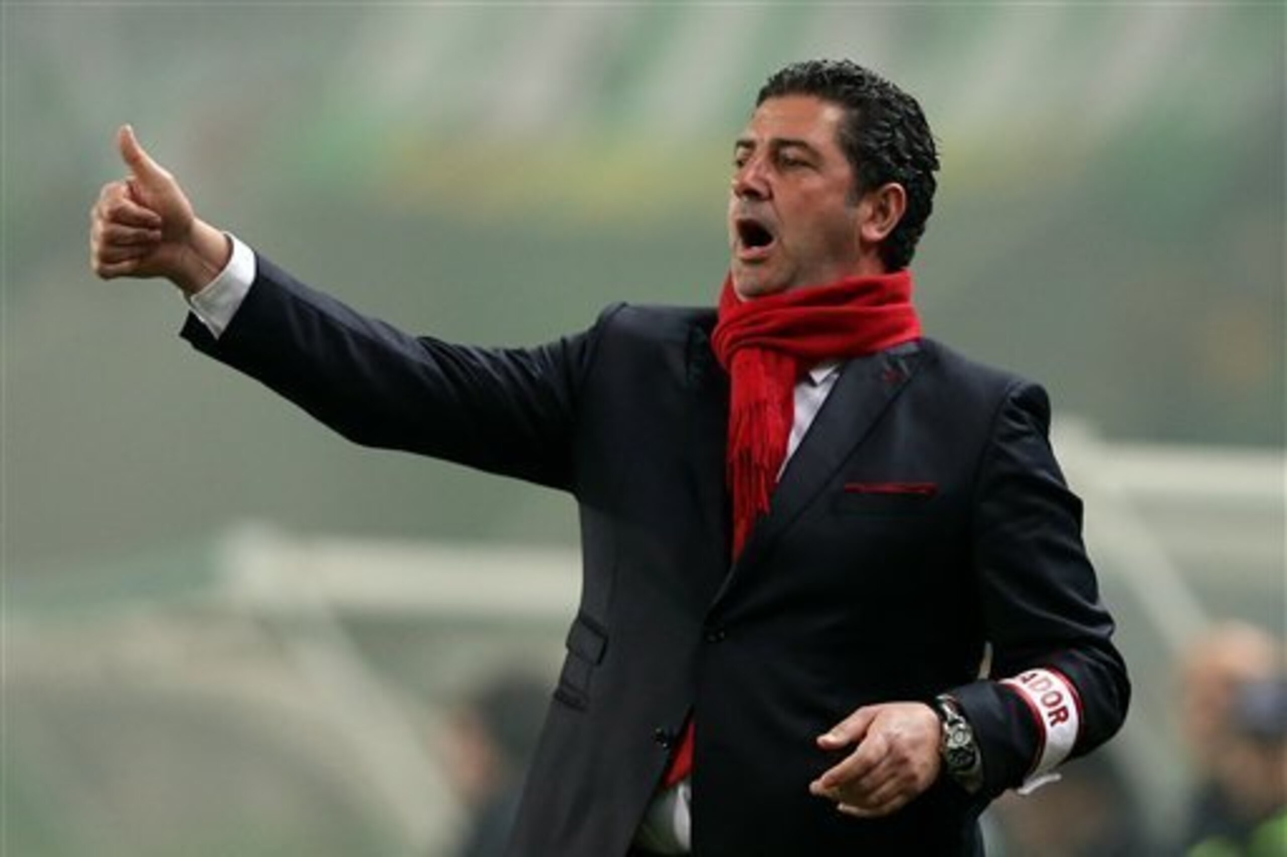 Vitoria has some big decisions to make in defence.