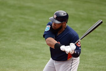 CLEARWATER, FL - MARCH 03:  Jon Singleton #21 of the Houston Astros anticipates a pitch during a spring training game against the Philadelphia Phillies at Bright House Field on March 3, 2016 in Clearwater, Florida.  (Photo by Stacy Revere/Getty Images)