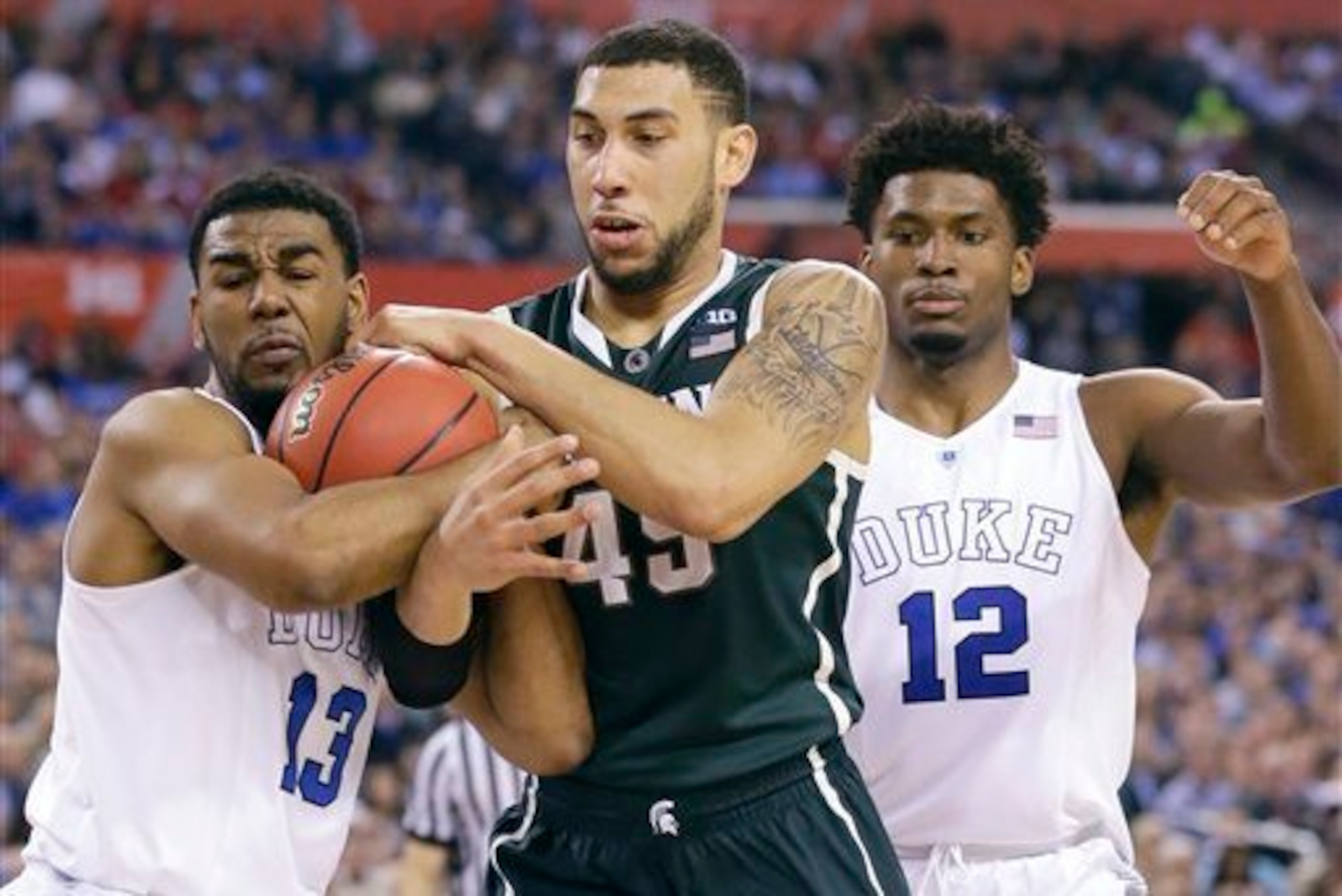 Michigan State's loss to Duke in last year's Final Four prompted Valentine to call on Cleaves for advice about guiding the team to the national title game.
