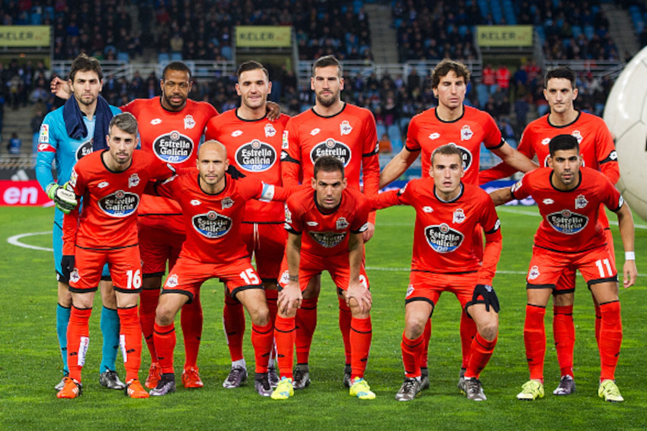 SAN SEBASTIAN, SPAIN - JANUARY 16:   Deportivo La Coruna line up for a team photo prior to the start the La Liga match between Real Sociedad de Futbol and RC Deportivo La Coruna at Estadio Anoeta on January 16, 2016 in San Sebastian, Spain.  (Photo by Jua