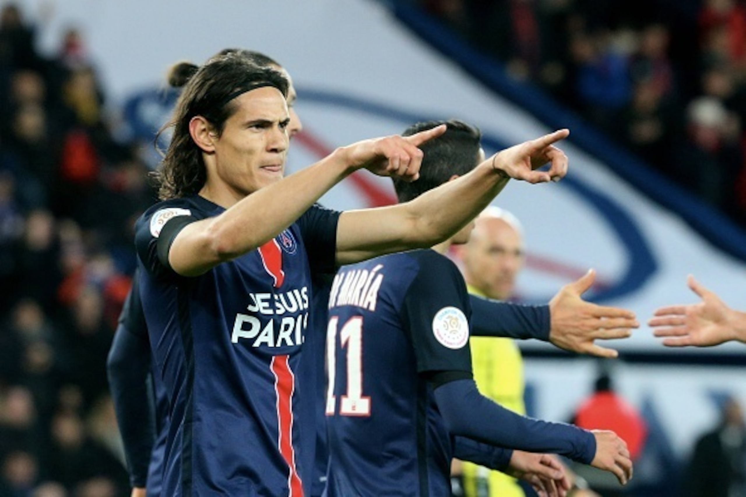 PARIS, FRANCE - NOVEMBER 28: Edinson Cavani of Paris Saint-Germain celebrate his goal during the French Ligue 1 between Paris Saint-Germain and ESTAC Troyes at Parc Des Princes on november 28, 2015 in Paris, France. (Photo by Xavier Laine/Getty Images) PARIS, FRANCE - NOVEMBER 28: Edinson Cavani of Paris Saint-Germain celebrate his goal during the French Ligue 1 between Paris Saint-Germain and ESTAC Troyes at Parc Des Princes on november 28, 2015 in Paris, France. (Photo by Xavier Laine/Getty Images)