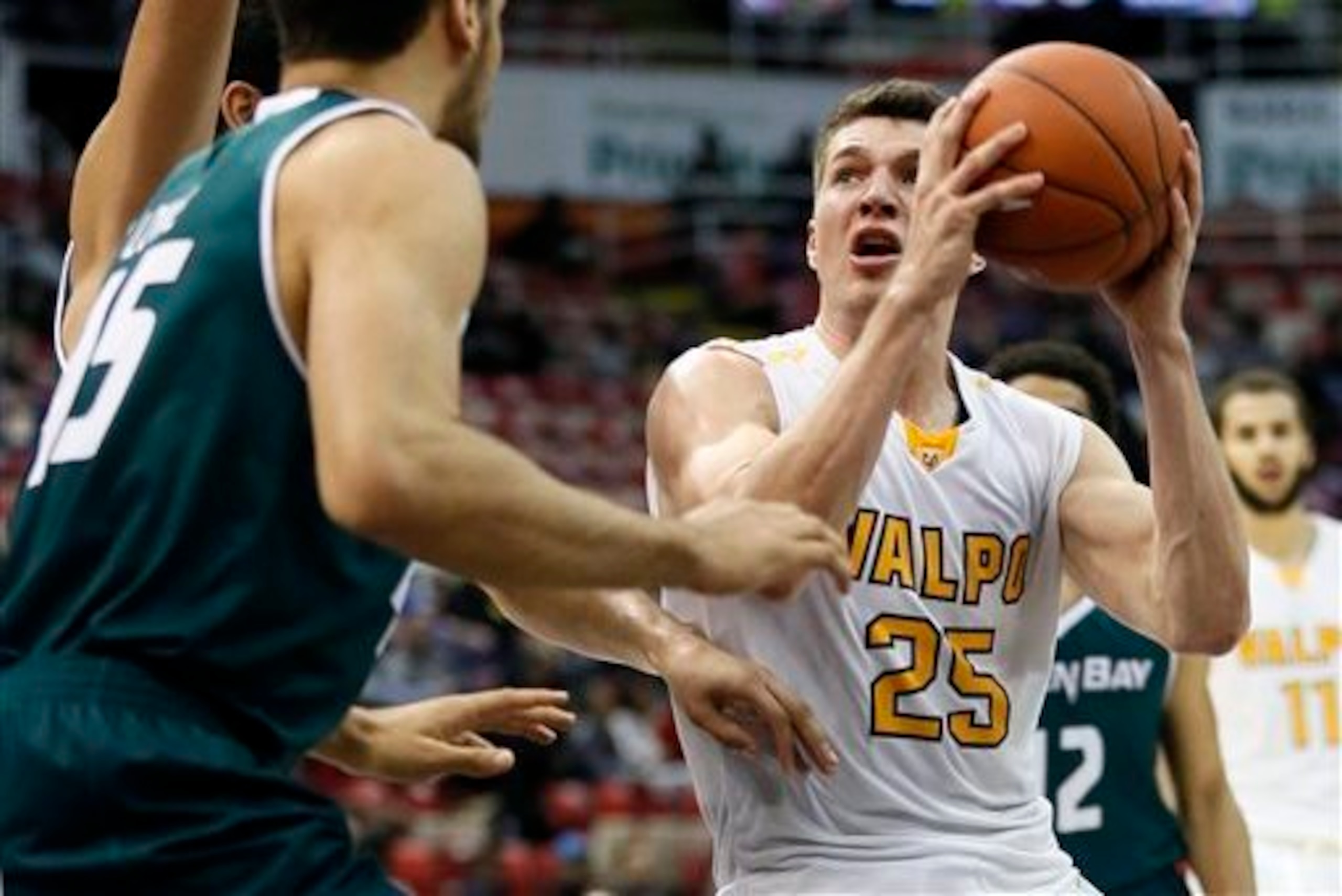 Alec Peters has Valpo hoping for a tournament bid.